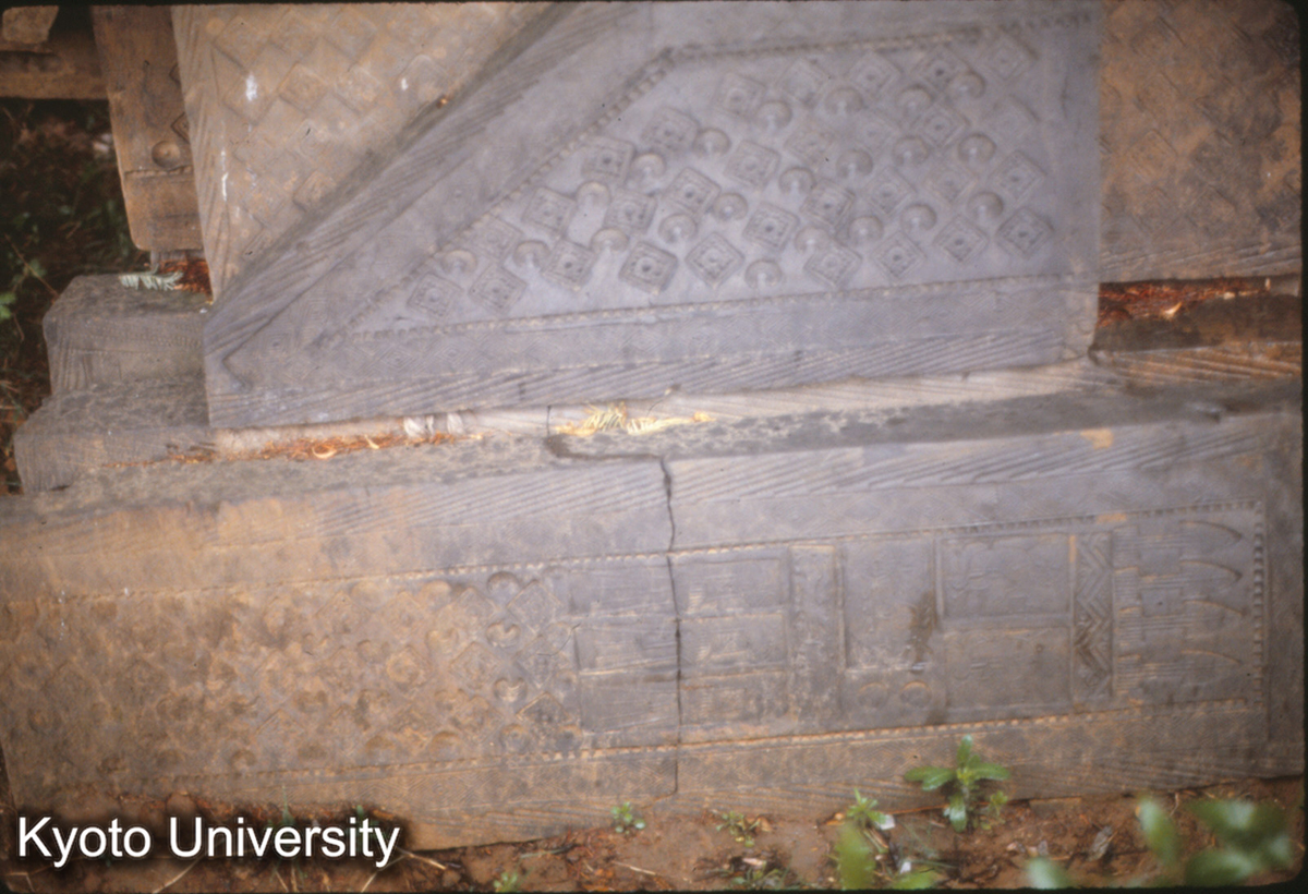 1111_打虎亭漢墓 園内の漢空心磚 (1)