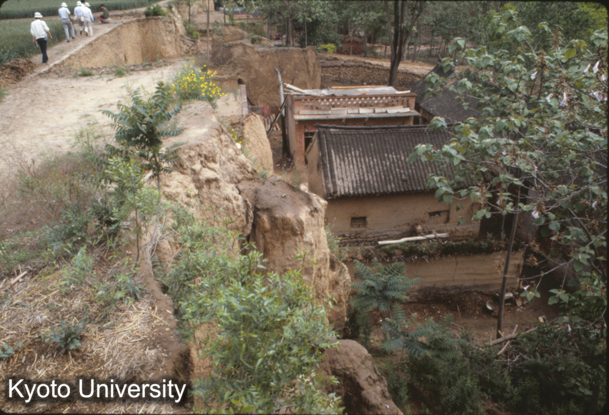 1165_陽城 東城墻 窯洞 (1)