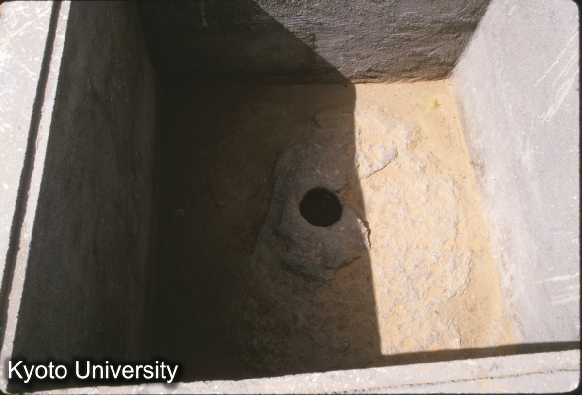 1408_大明宮麟徳殿 遺址は50cm下に保存 (1)