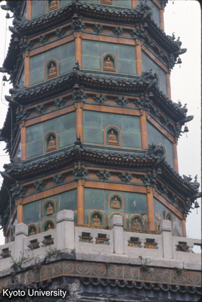 1748_香山 琉璃塔 (1)