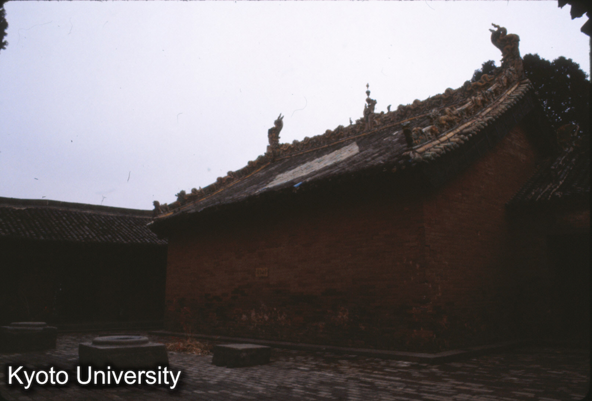 227_成湯殿 背面 (1)