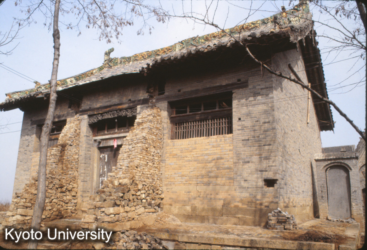 1277_法興寺大殿 （原有地・長子県慈林山） 盧庶那・文殊・普賢3体 宋代 斗栱、台基、石柱 原物 聖像政和元（1111） 大殿 宋元豊4（1081） (1)