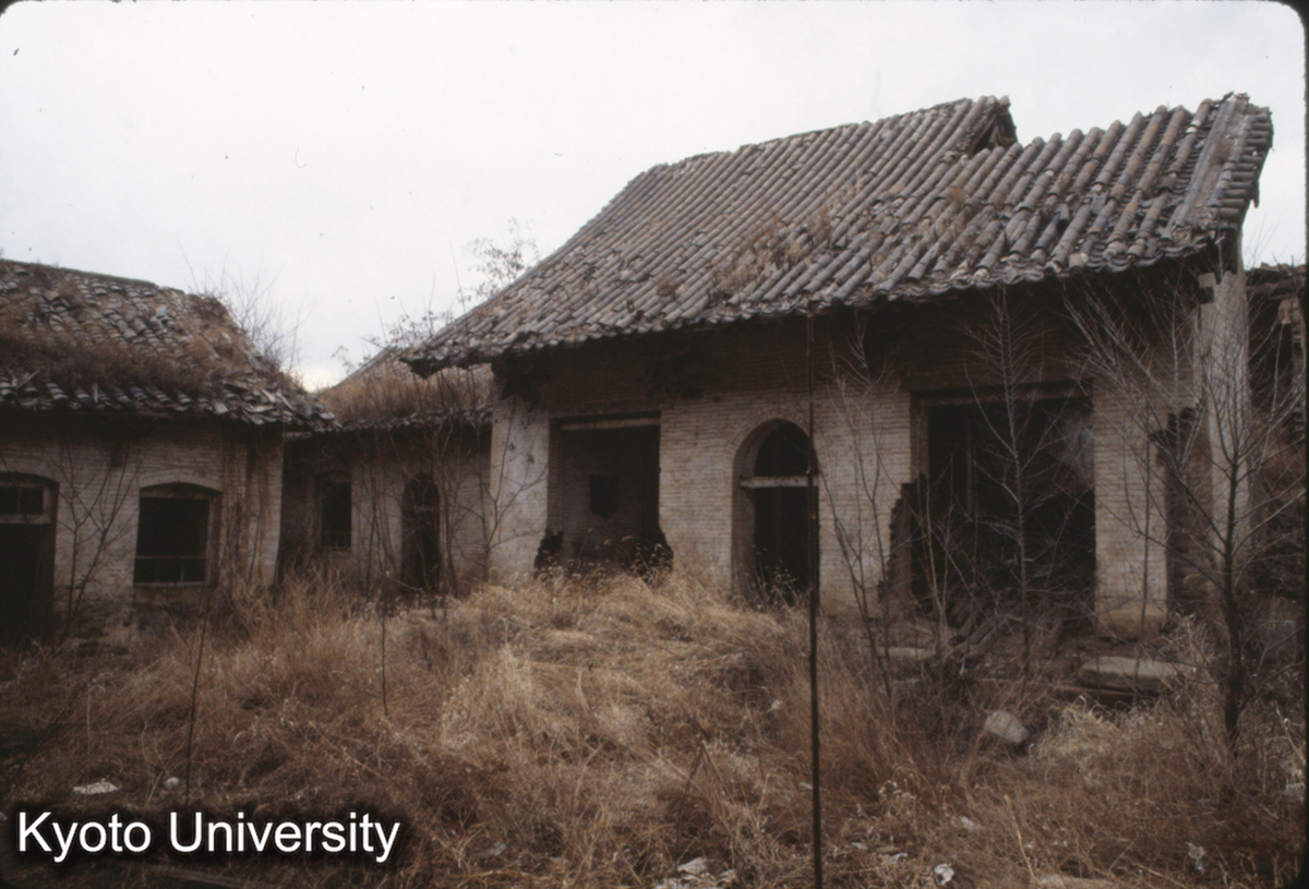 1486_（長治県八義郷） （現八義小学） 岱岳廟 西配殿・正殿 (1)