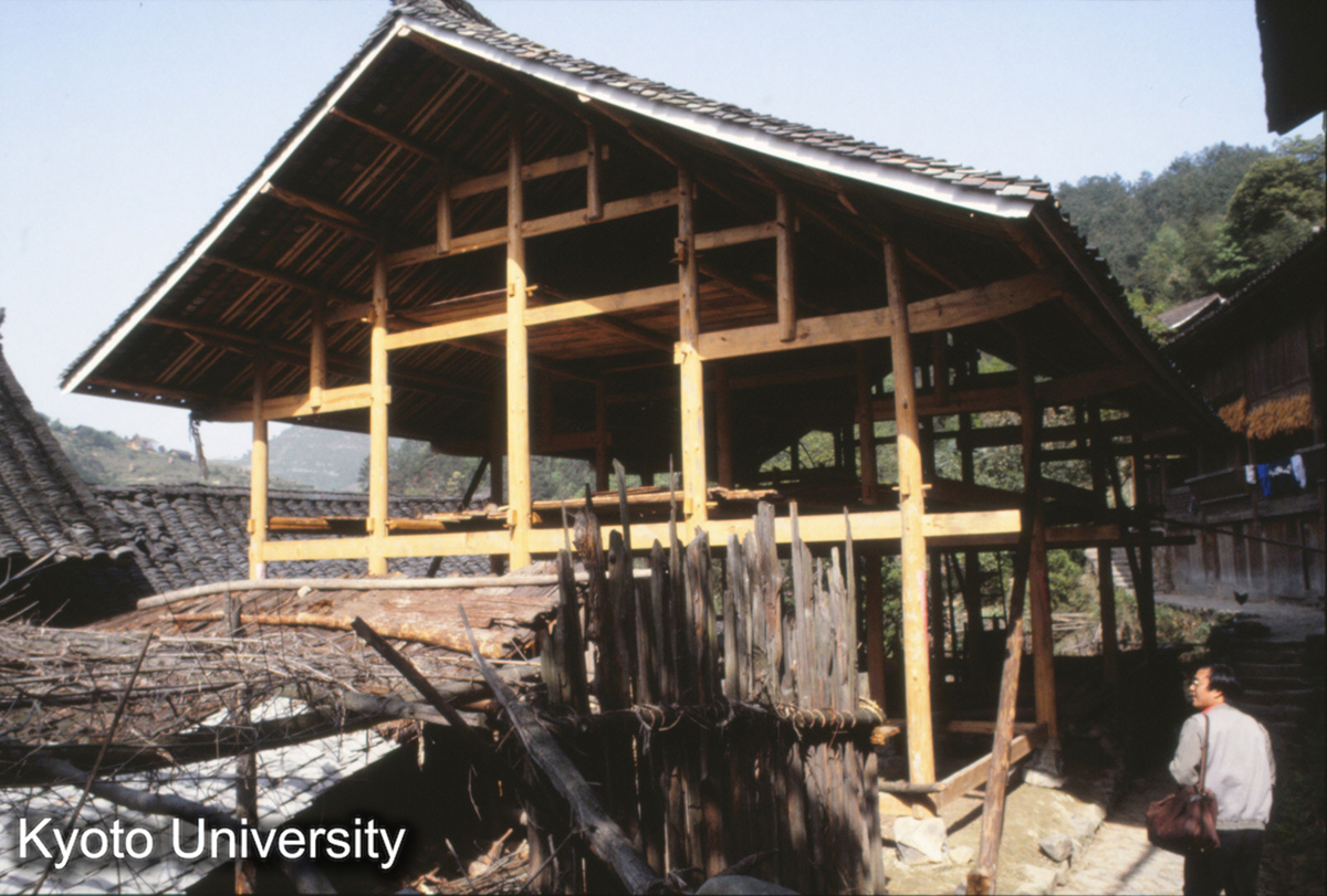 155_新築中 郎徳 苗 (1)