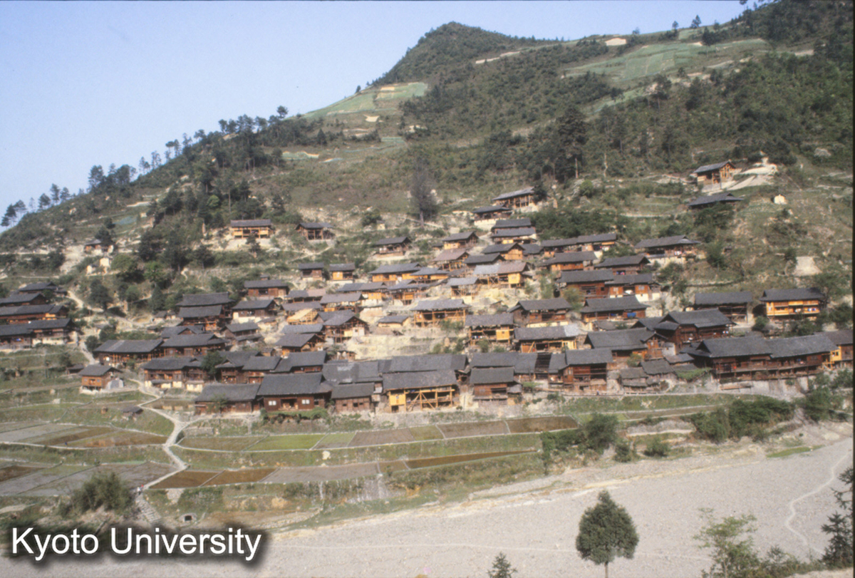 189_苗 凱里排楽郷 季刀寨 (1)