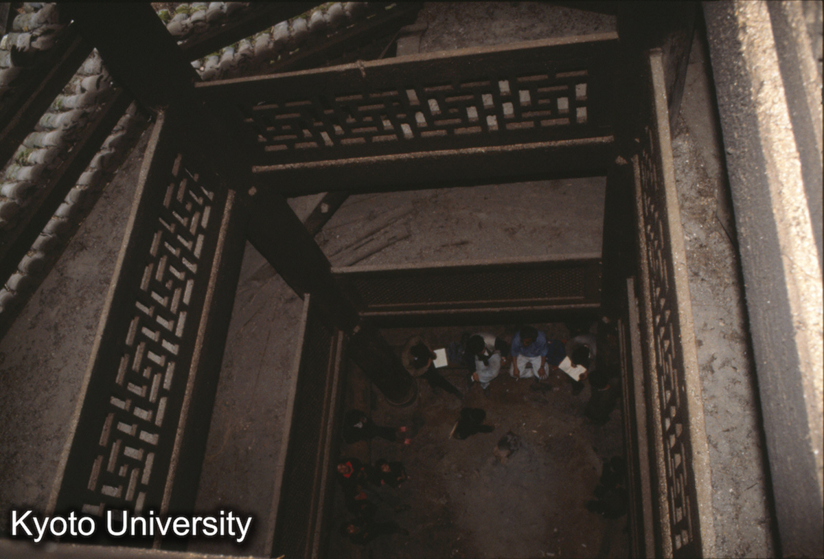 630_増衝 鼓楼 天花板より下を俯観 (1)