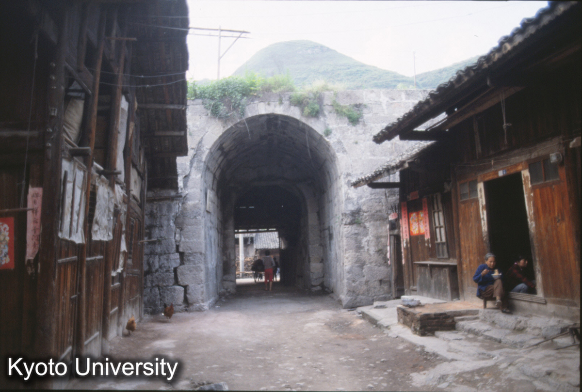 1216_鎮遠城門 (1)