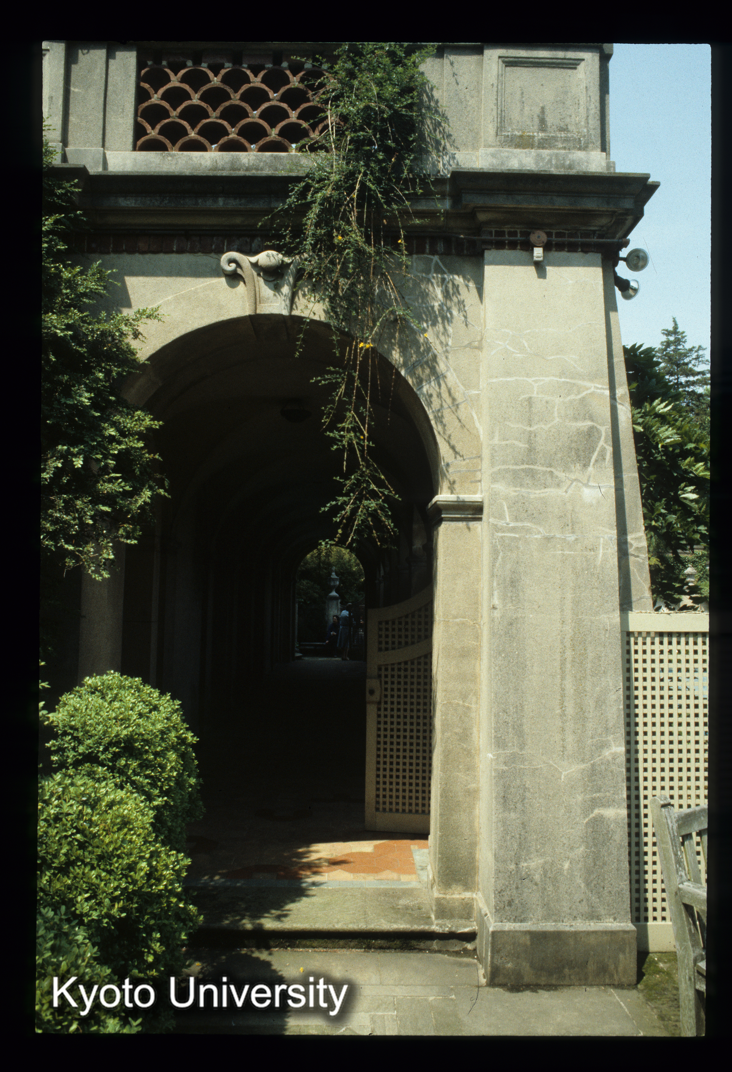 ［スライド］ (1)