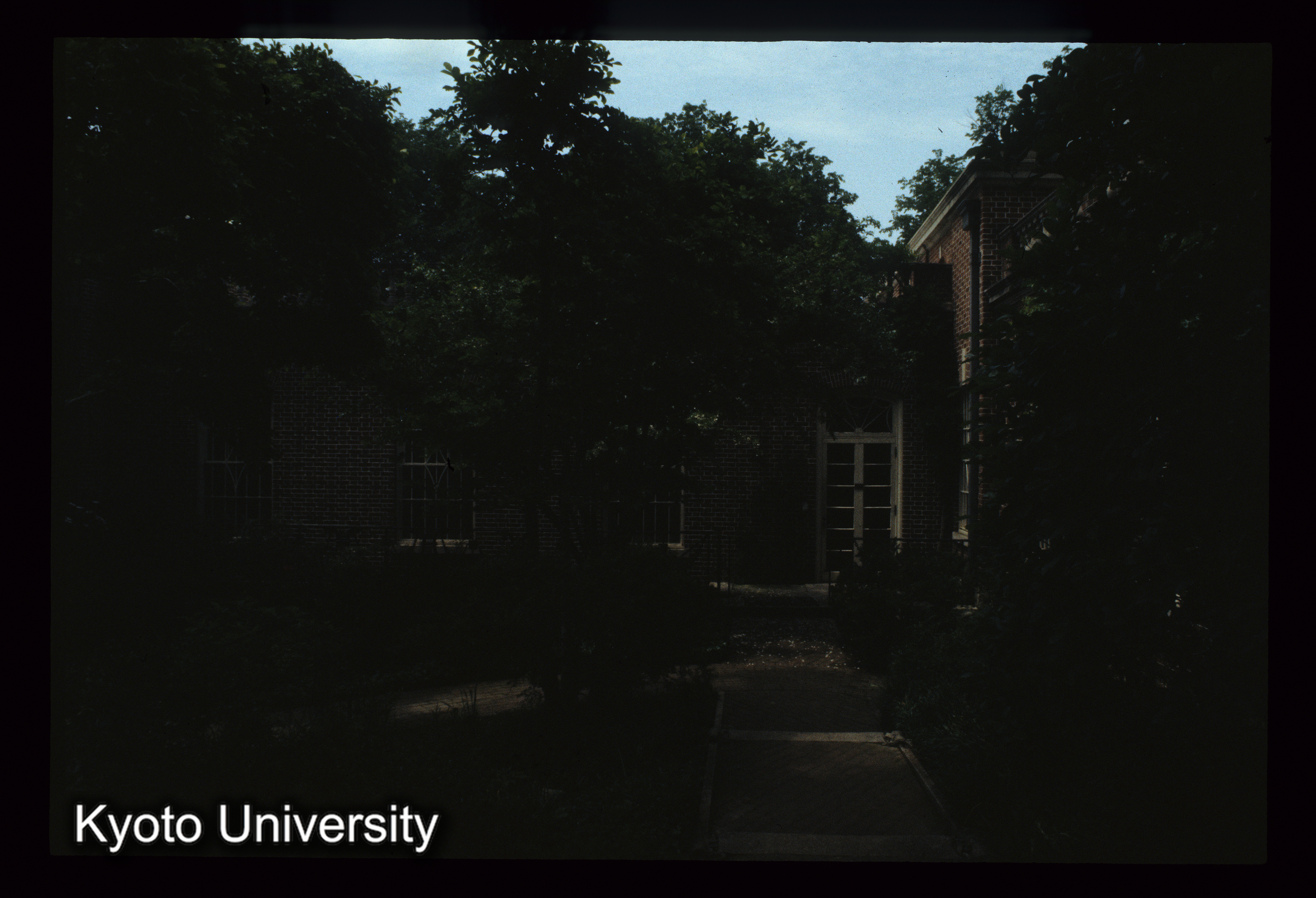 ［スライド］ (1)