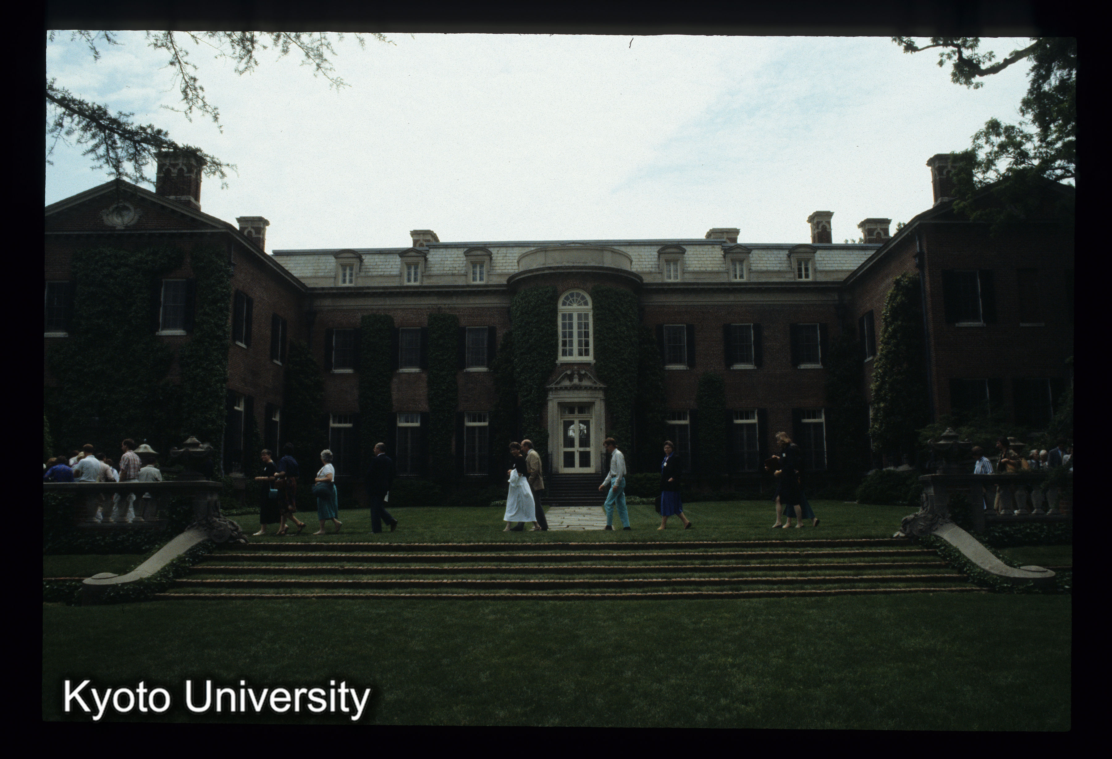 ［スライド］ (1)