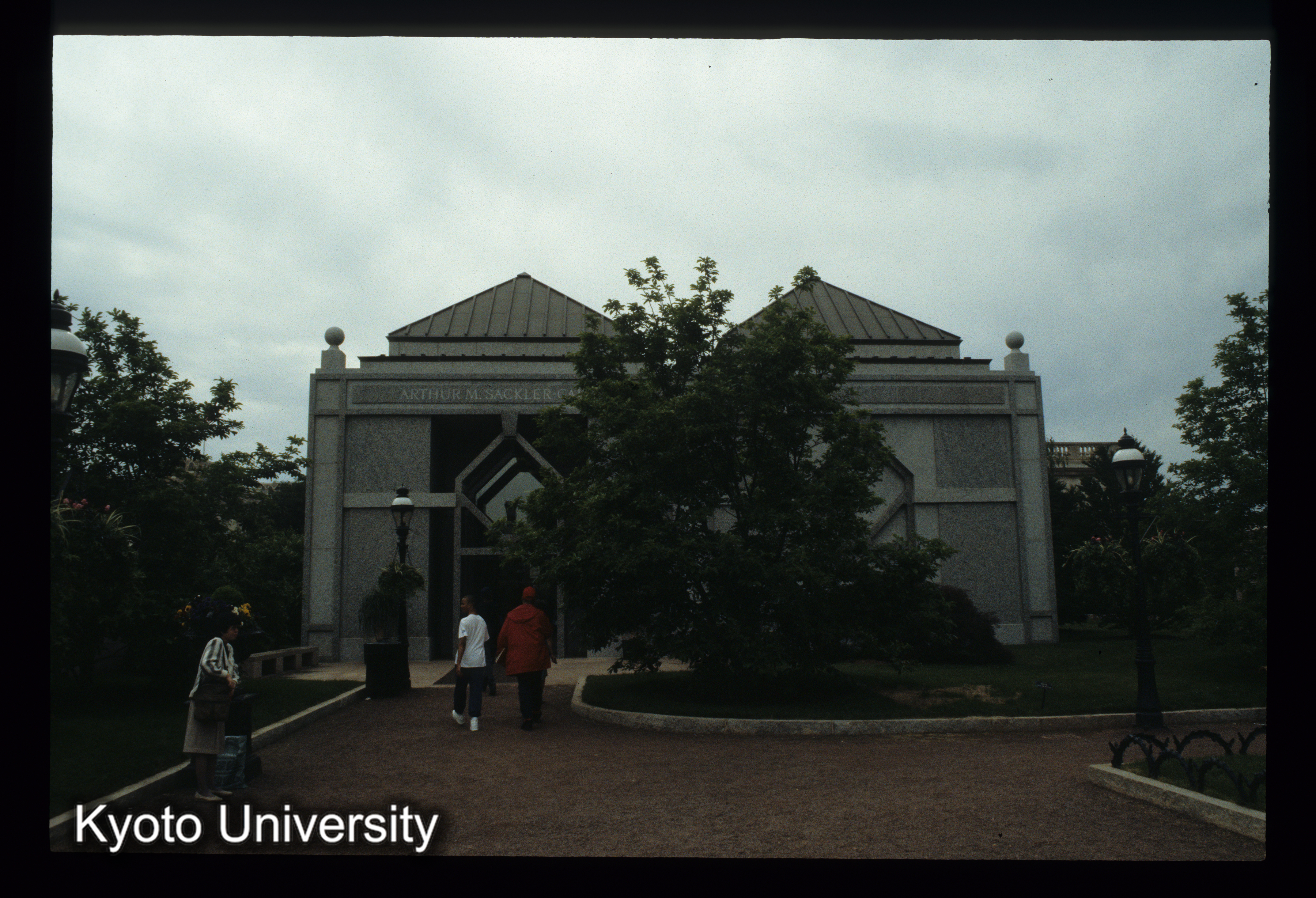 ［スライド］ (1)