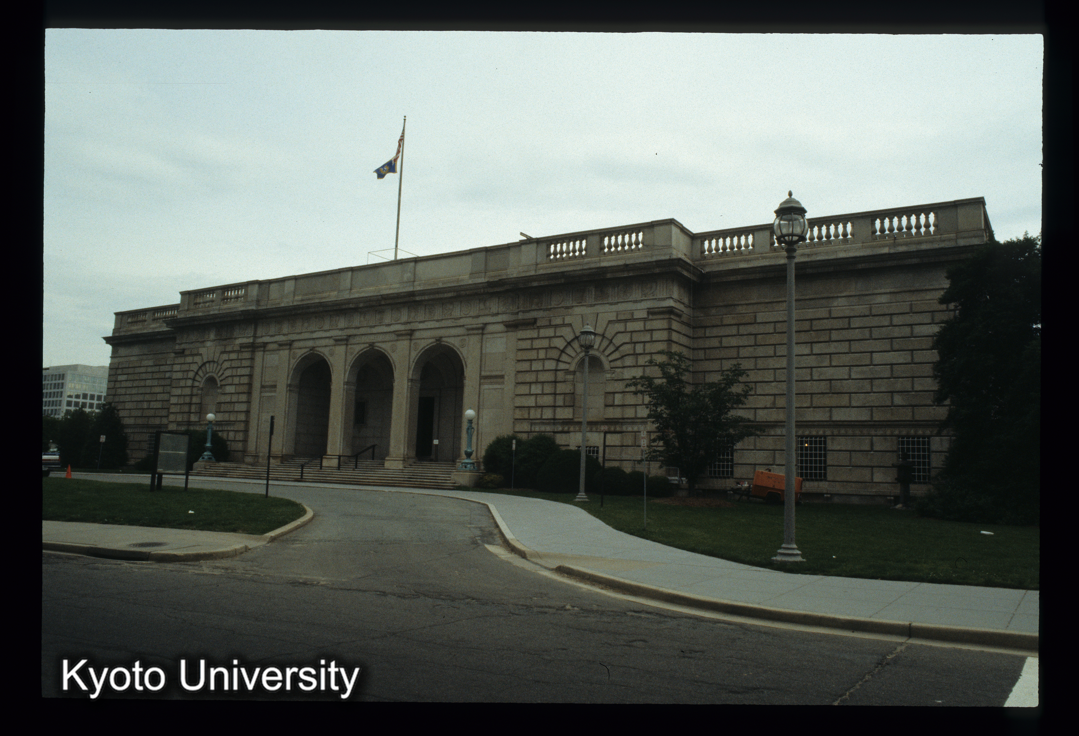 ［スライド］ (1)