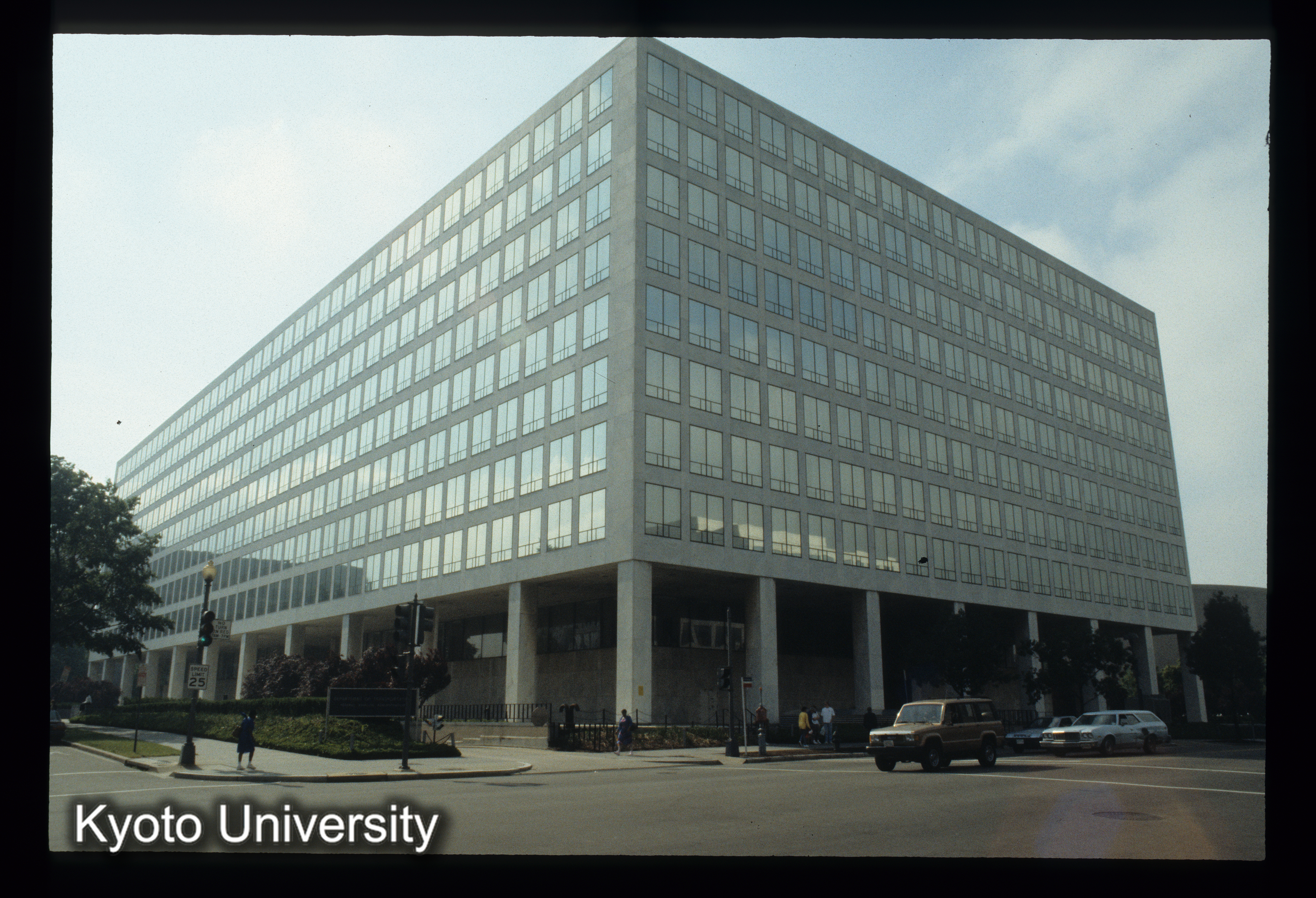 ［スライド］ (1)