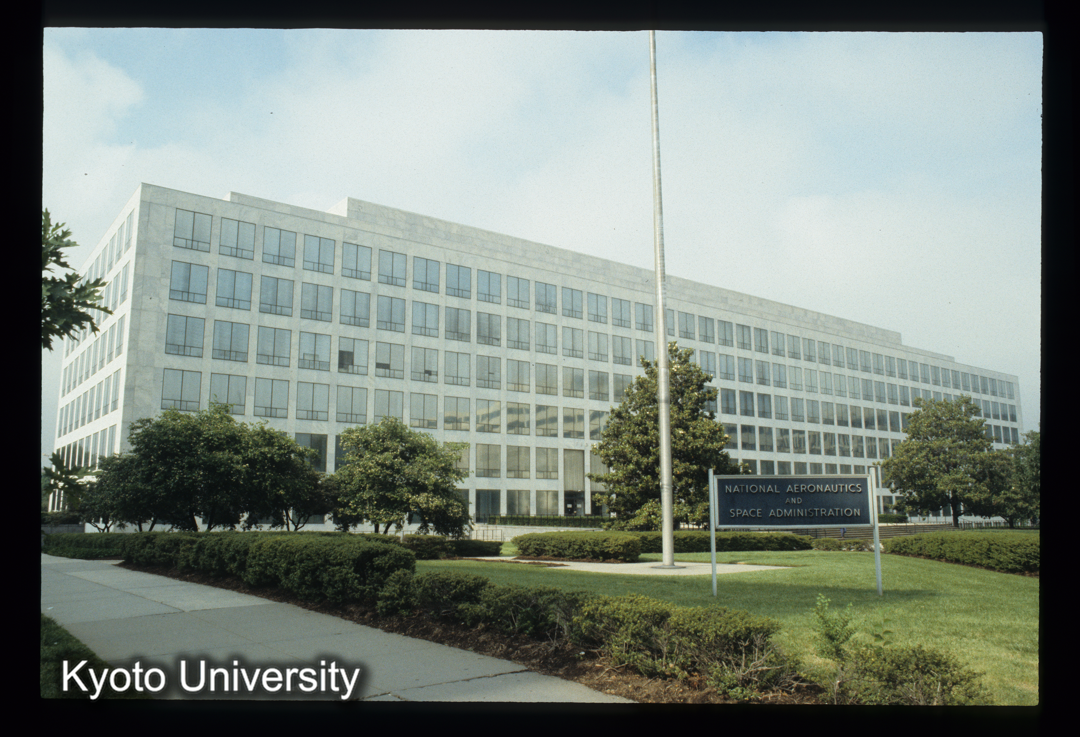 ［スライド］ (1)