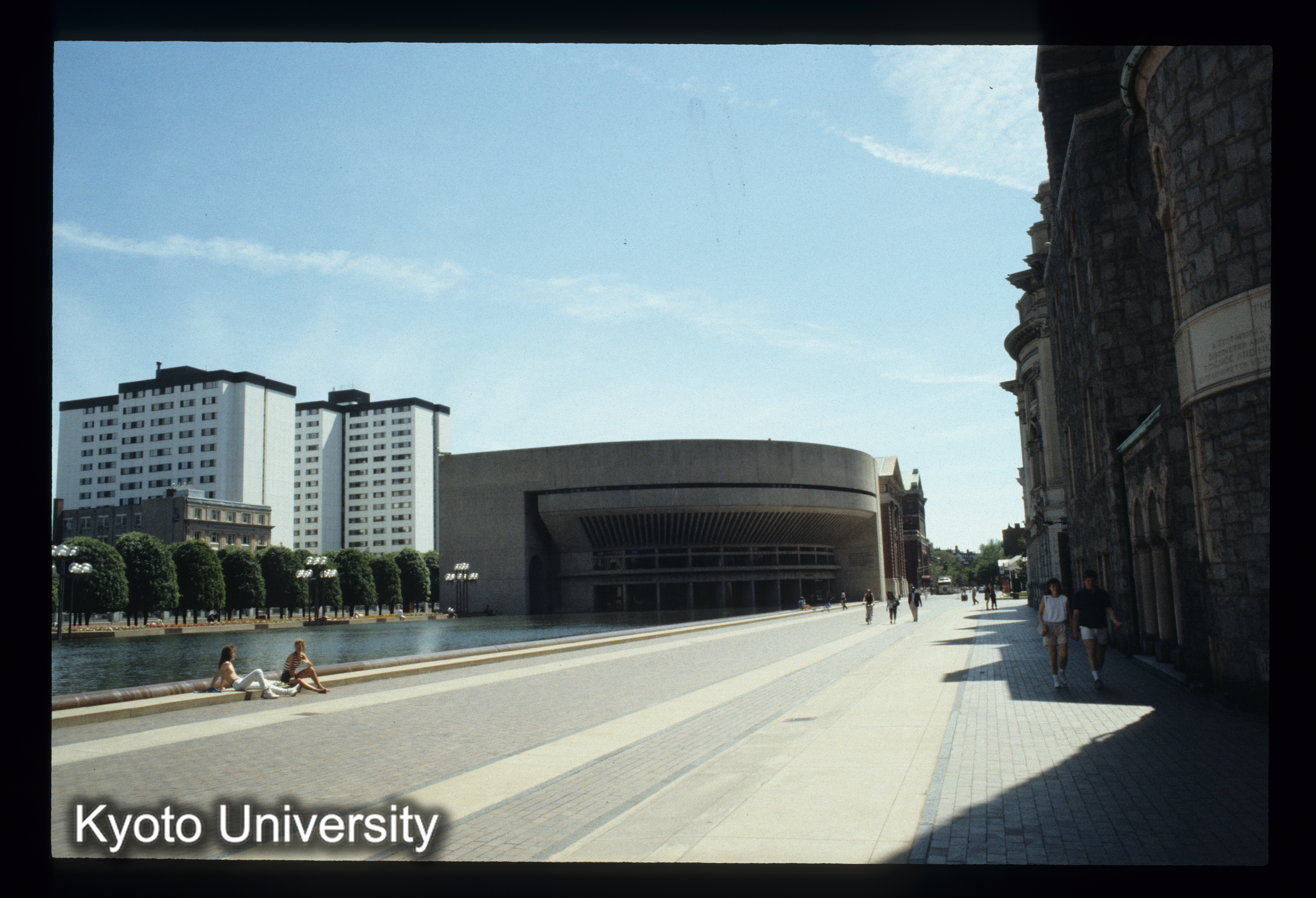 ［スライド］ (1)