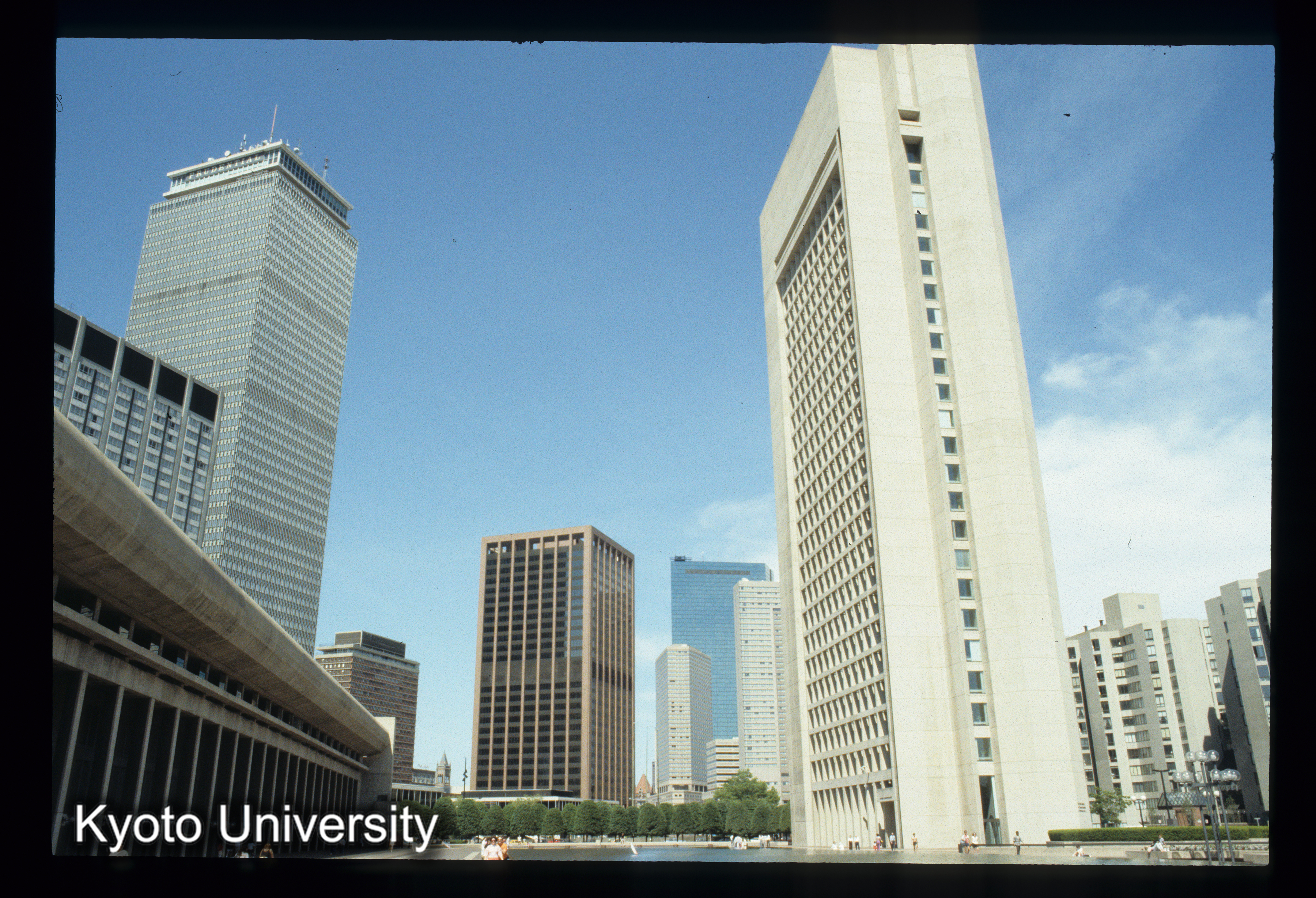 ［スライド］ (1)