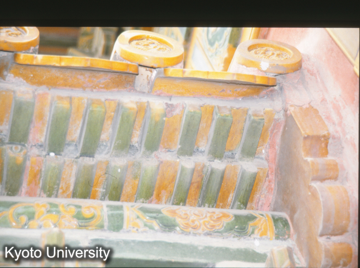 92_琉璃塼の檐 (1)