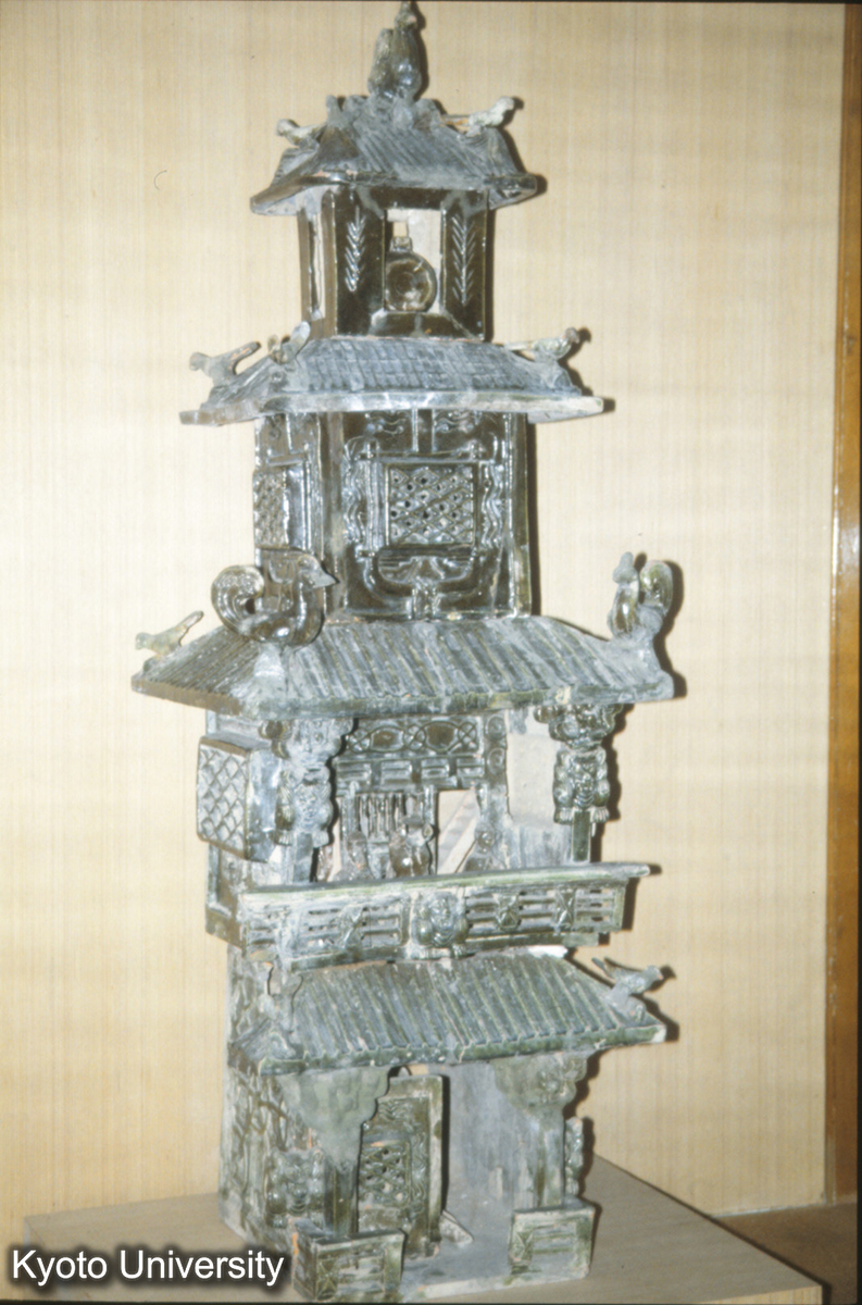 351_緑釉陶戯楼 東漢 安徽阜陽大王店 (1)