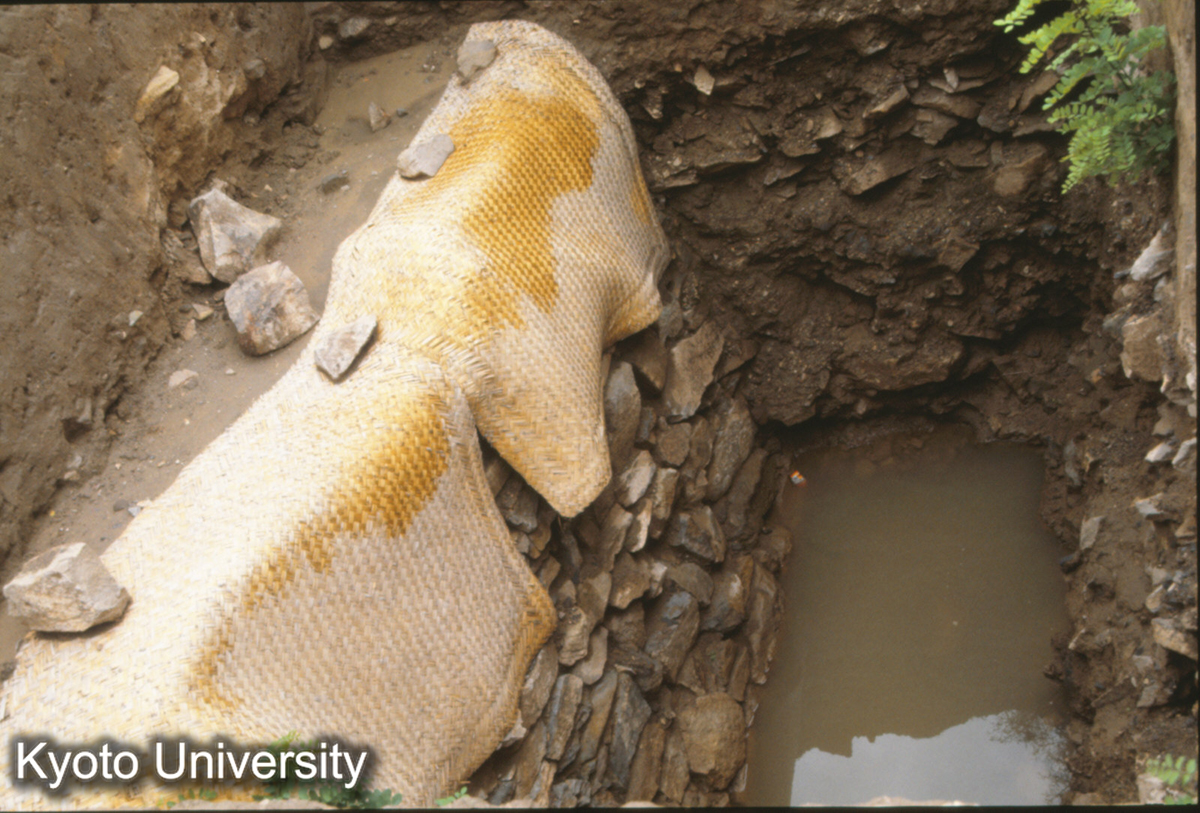 693_雲岡 北魏（？） 石砌 (1)