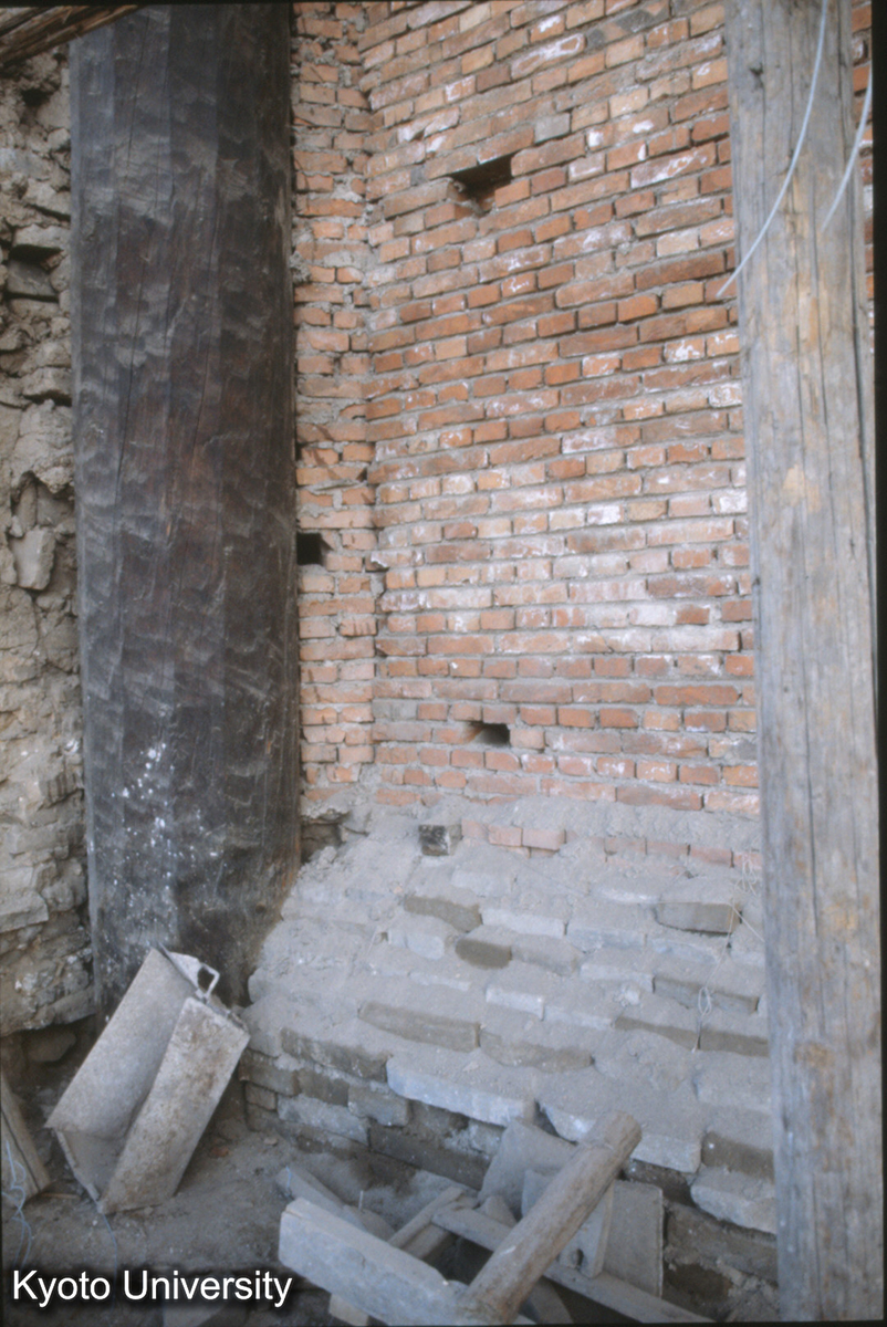 764_上華厳寺大雄宝殿 後墻 (1)