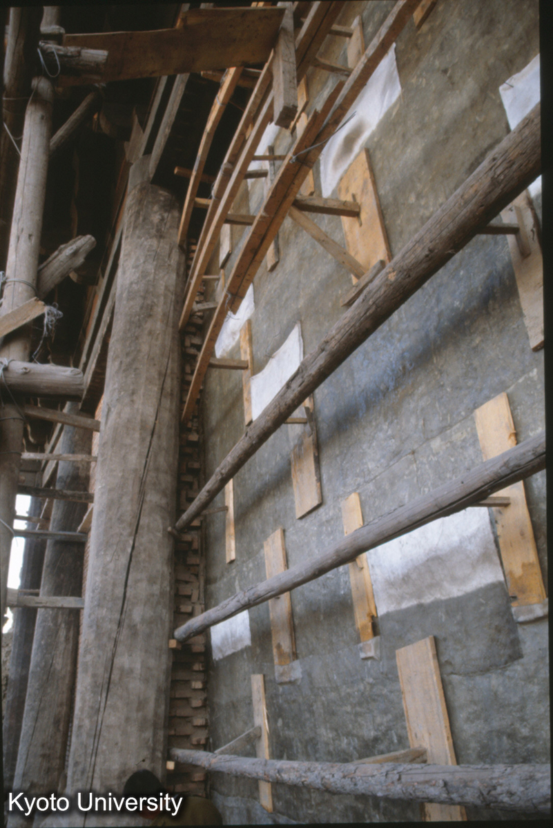 768_上華厳寺大雄宝殿 後墻 (1)