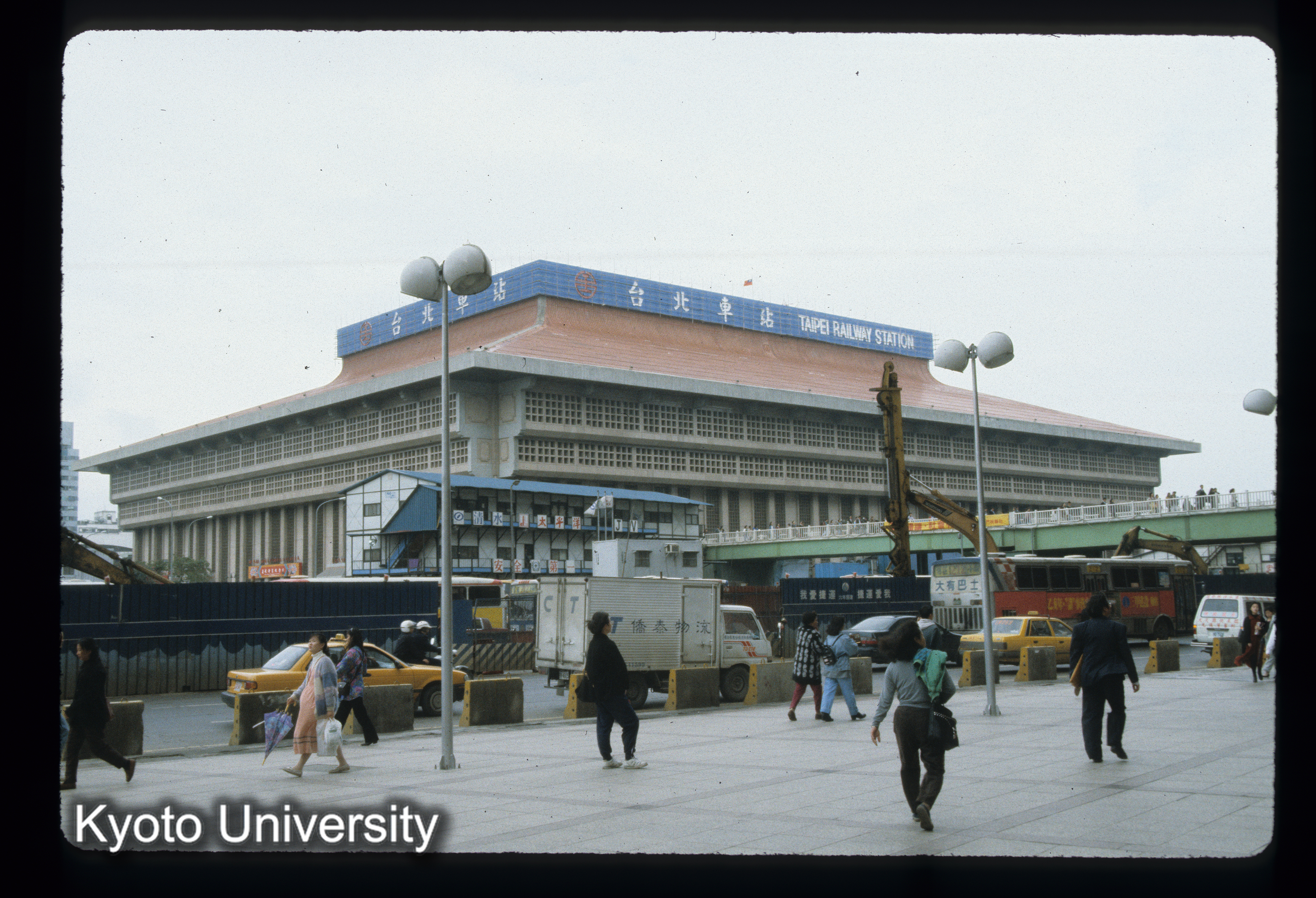 ［スライド］ (1)