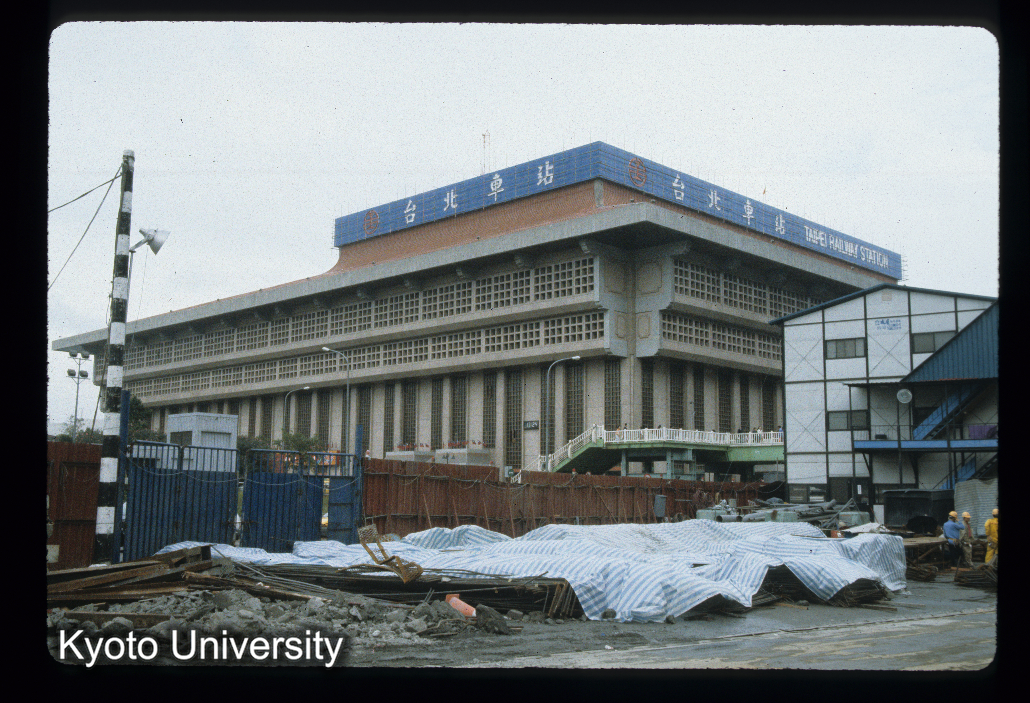 ［スライド］ (1)