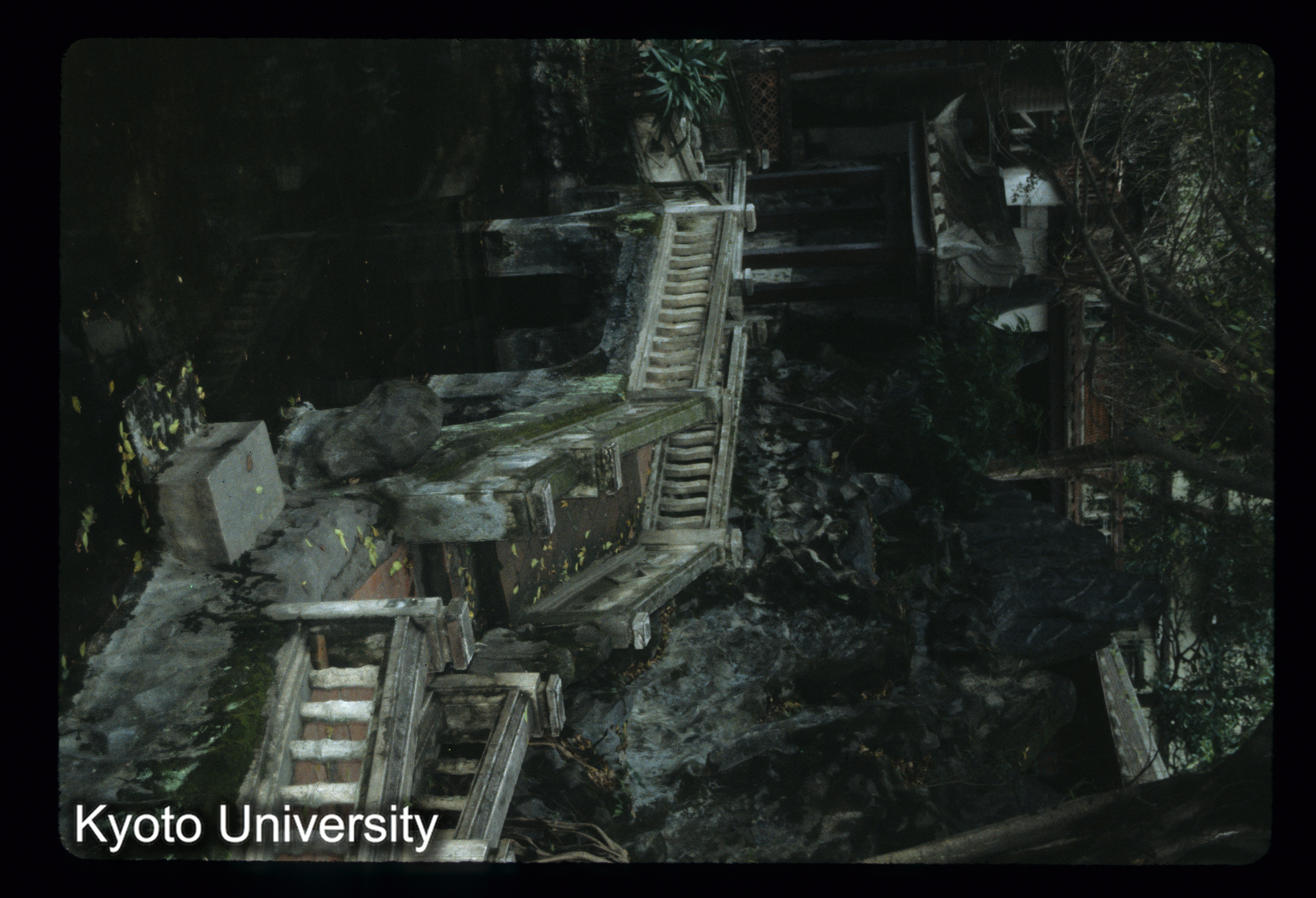 ［スライド］ (1)