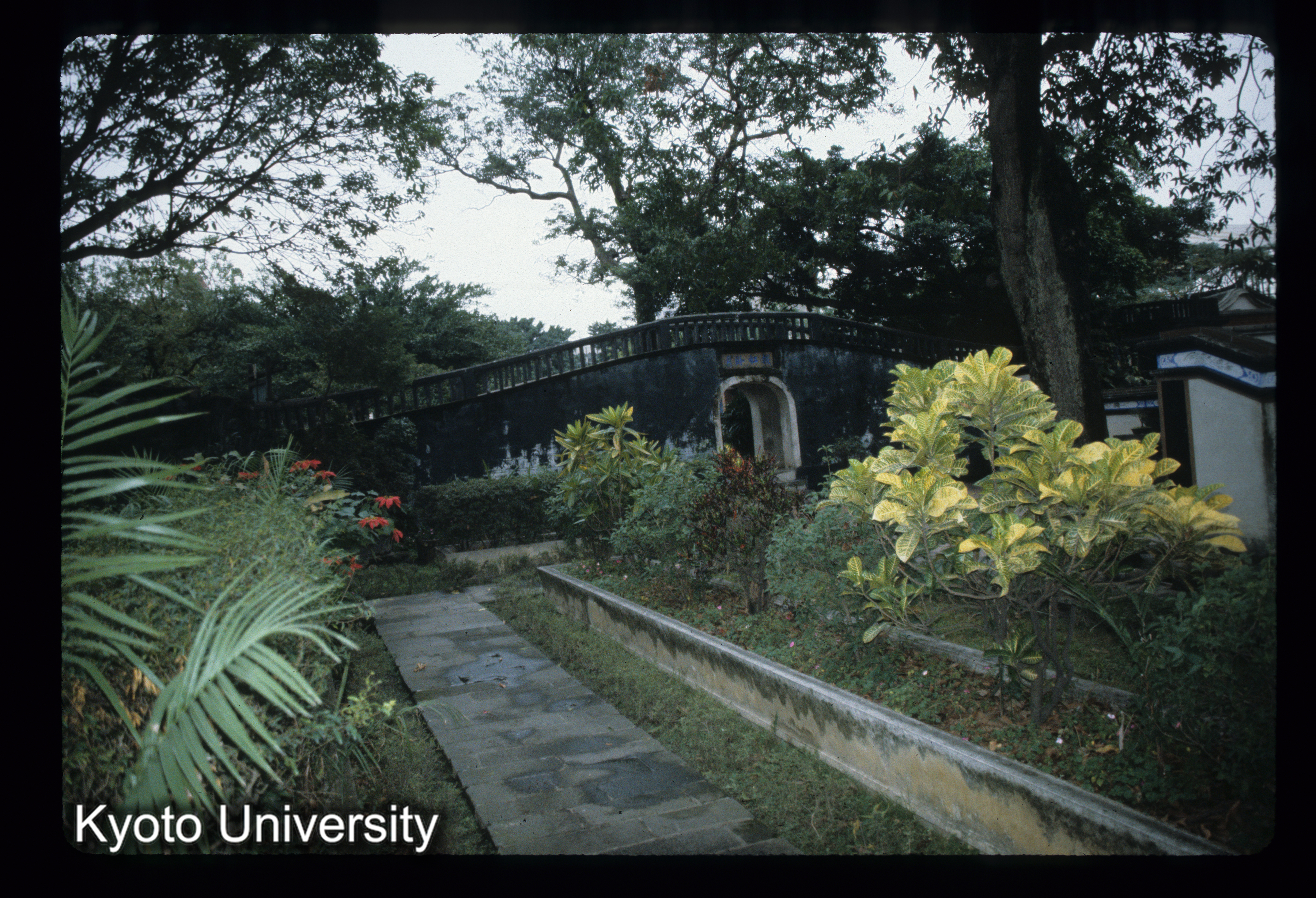 ［スライド］ (1)