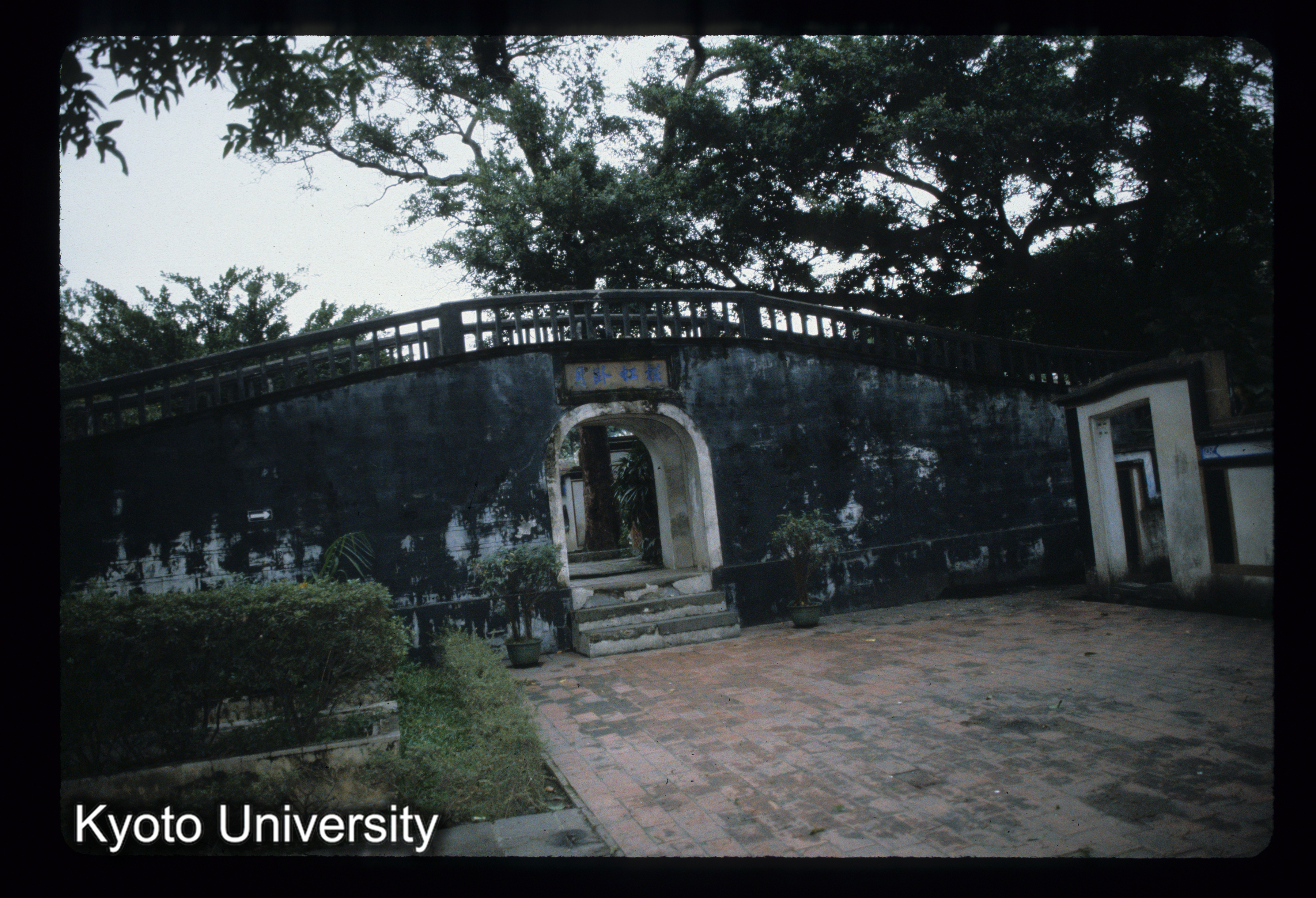 ［スライド］ (1)