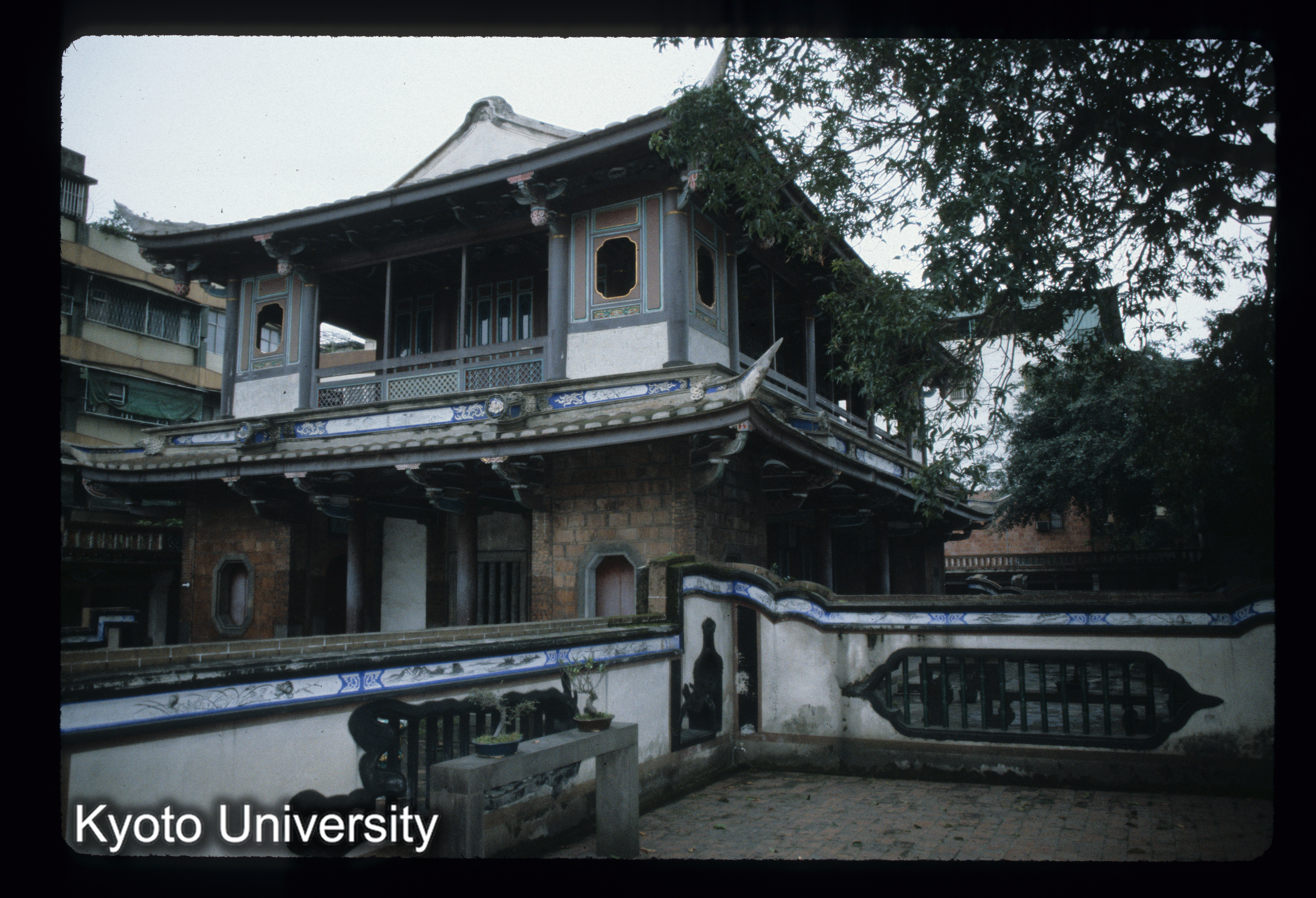 ［スライド］ (1)