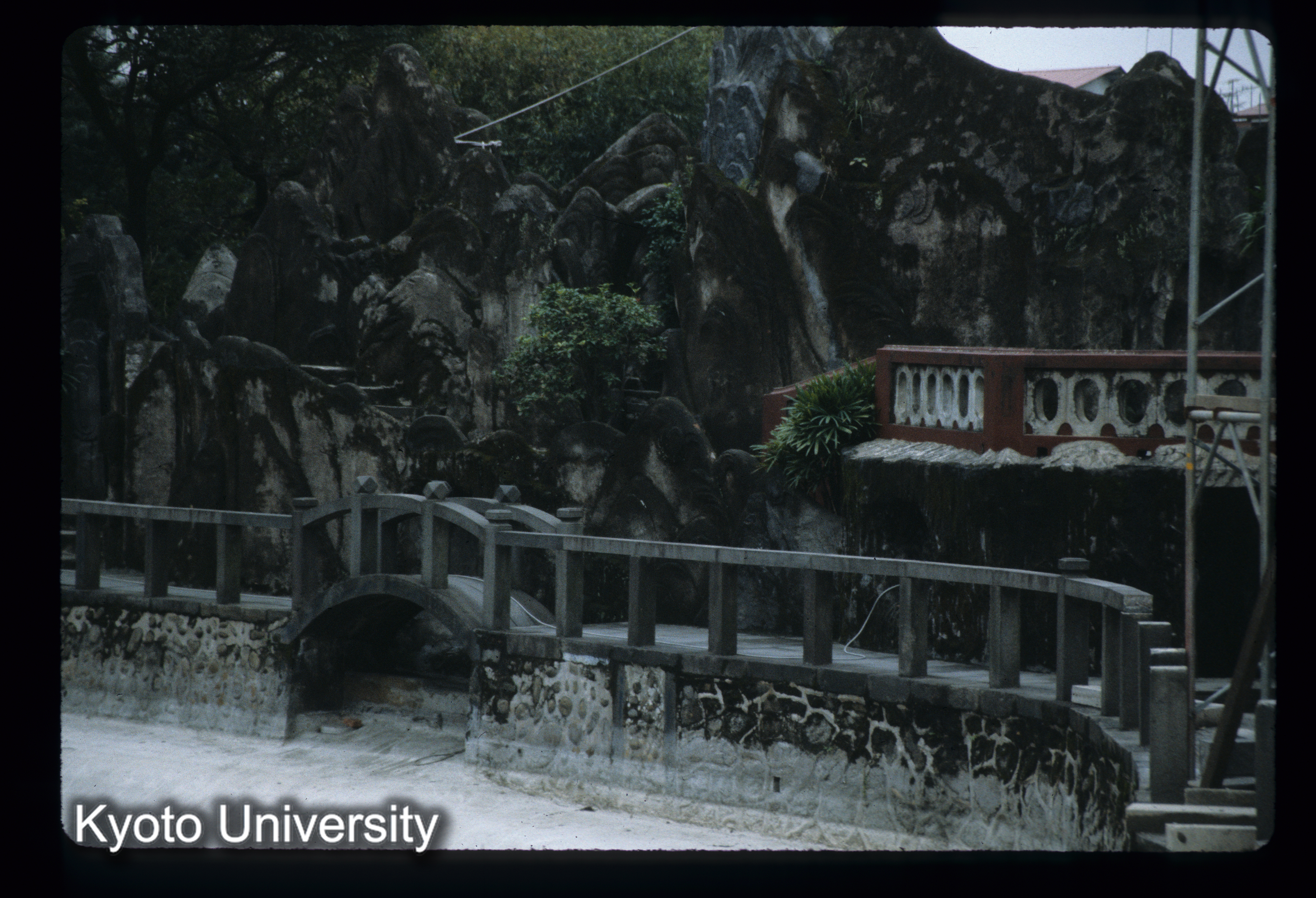 ［スライド］ (1)