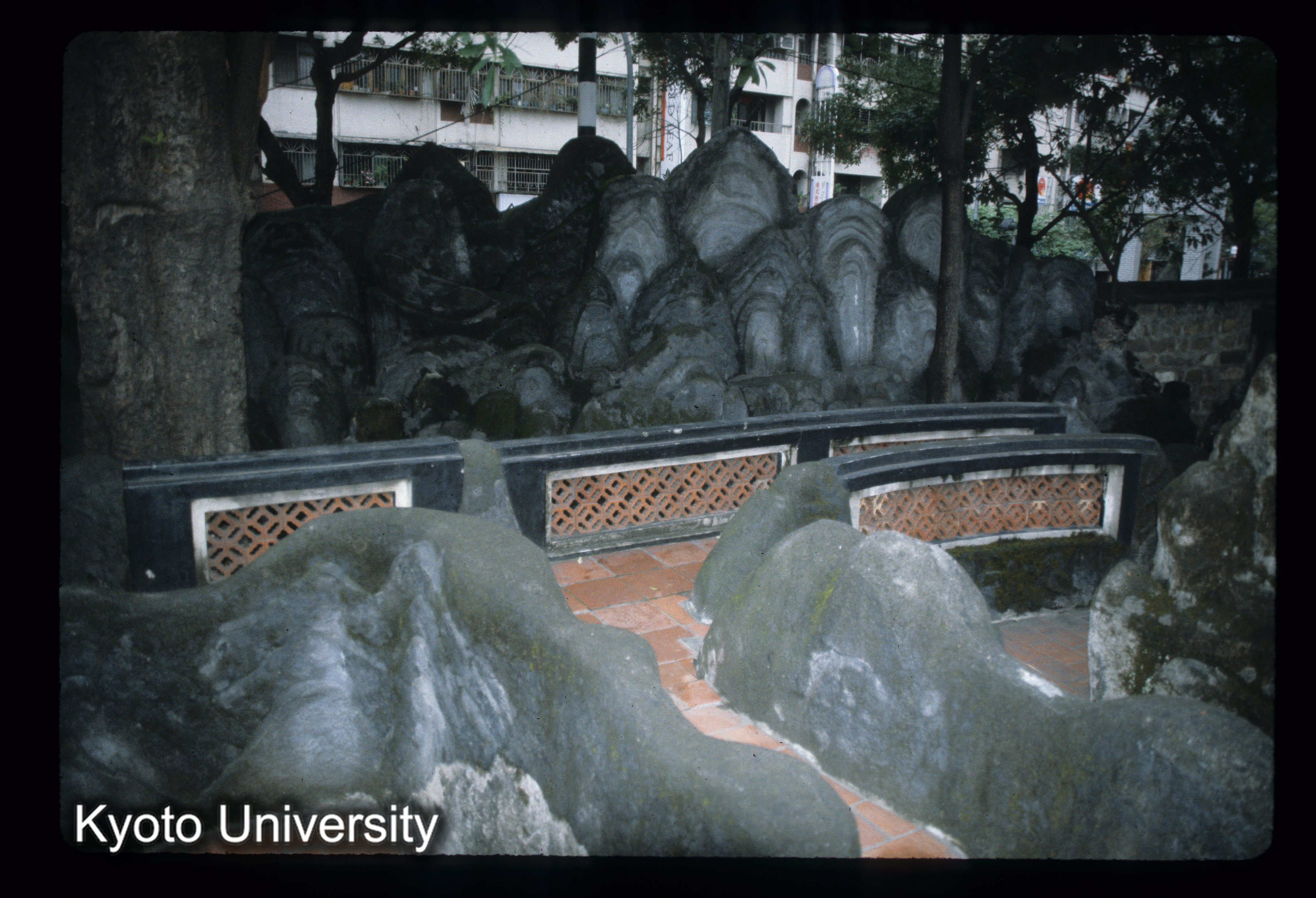 ［スライド］ (1)