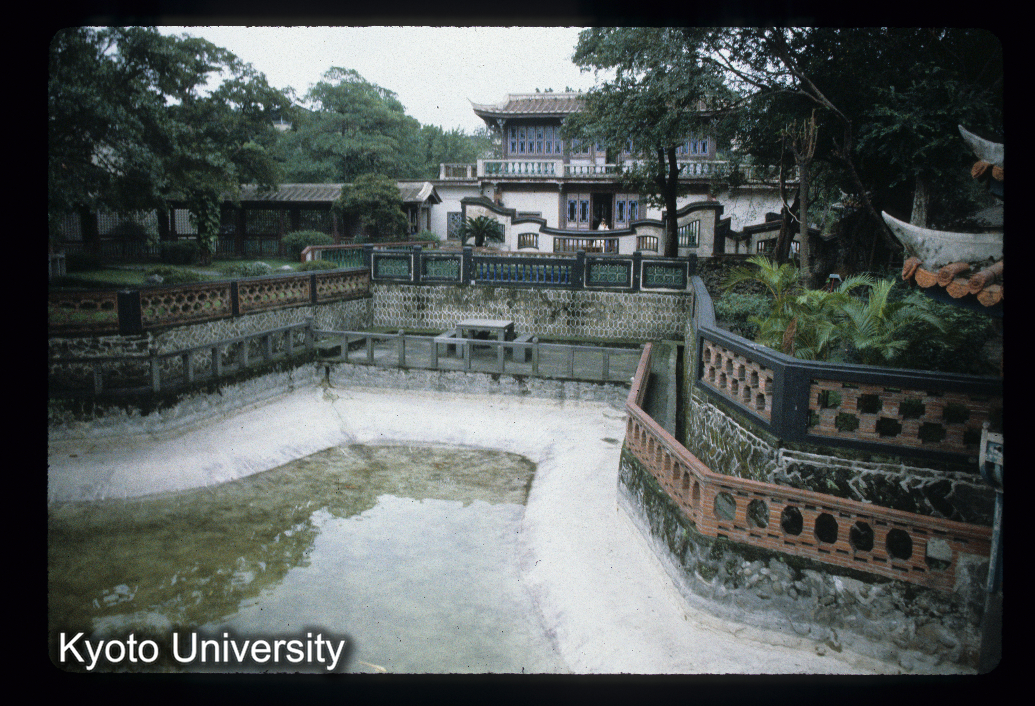 ［スライド］ (1)