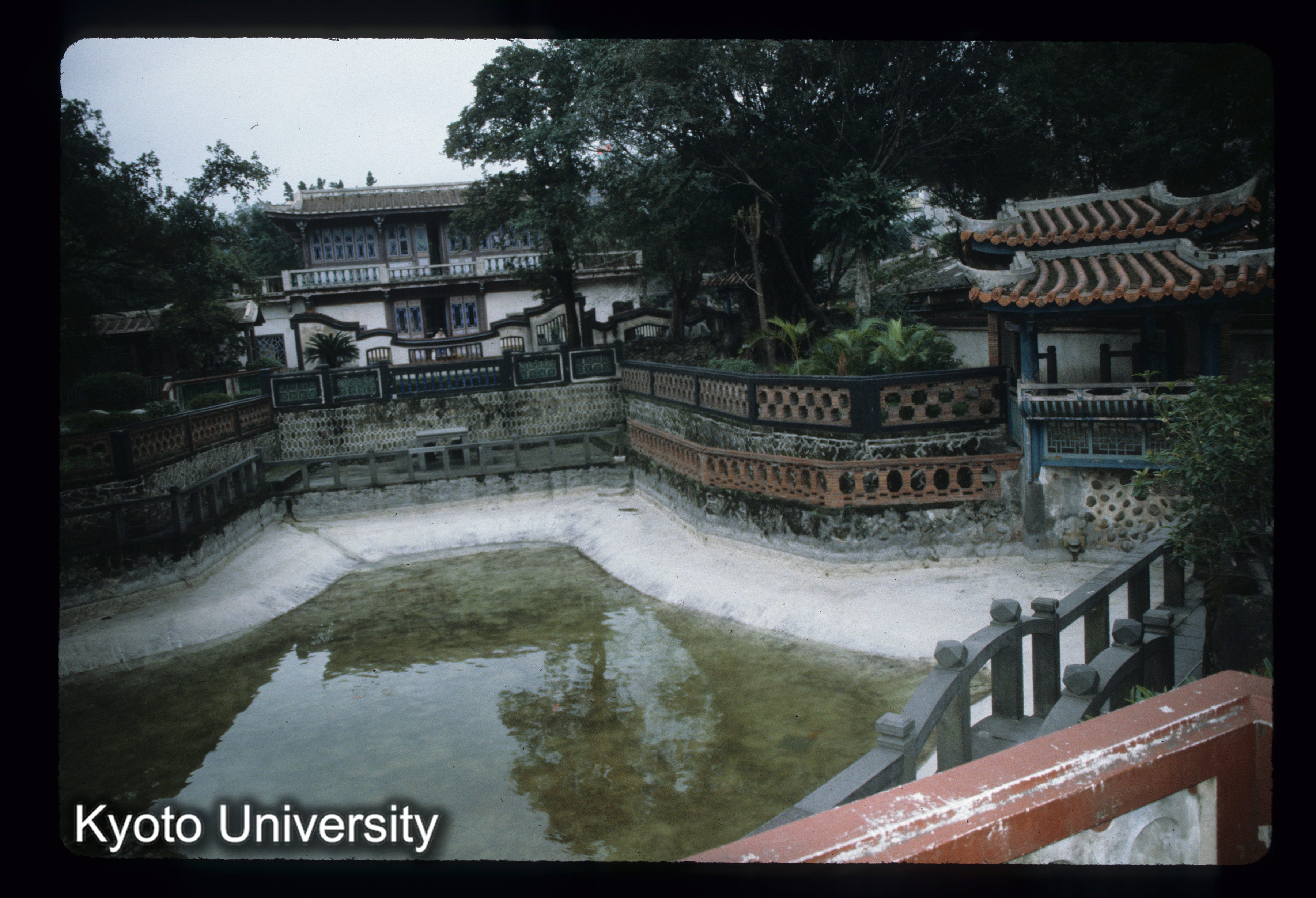 ［スライド］ (1)