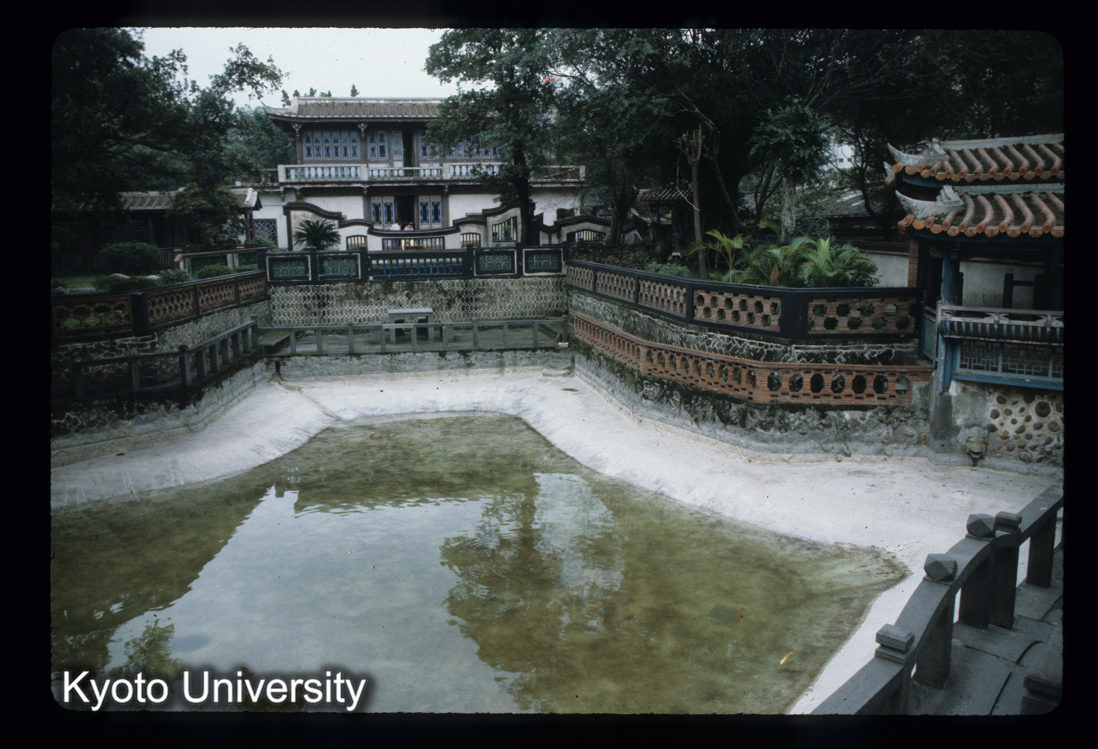 ［スライド］ (1)