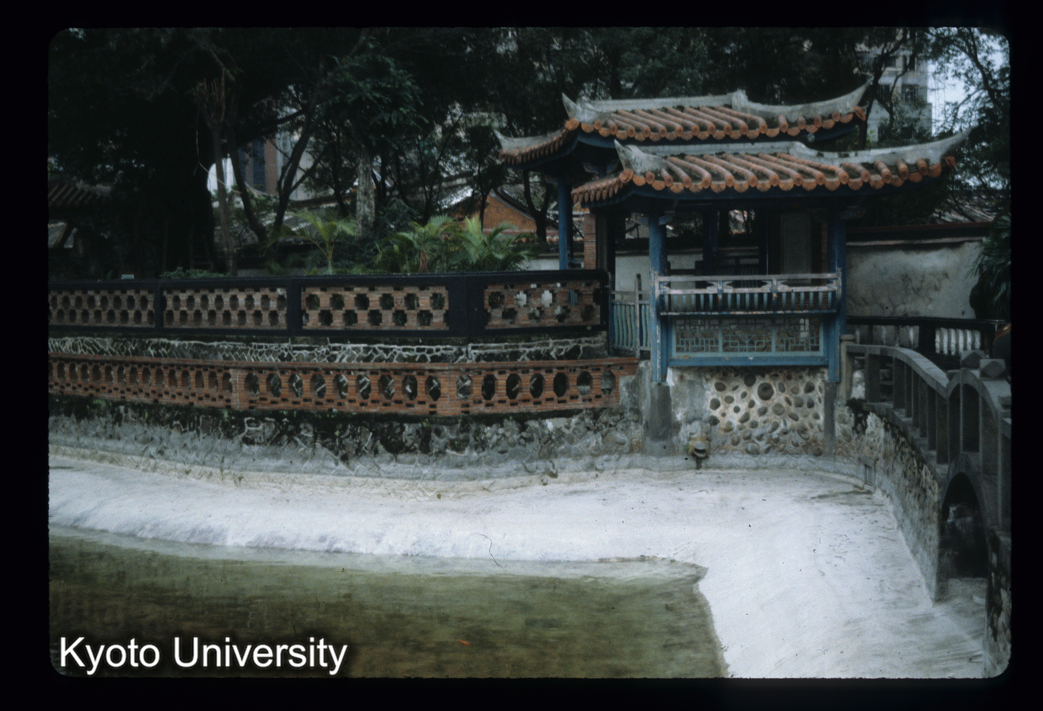 ［スライド］ (1)