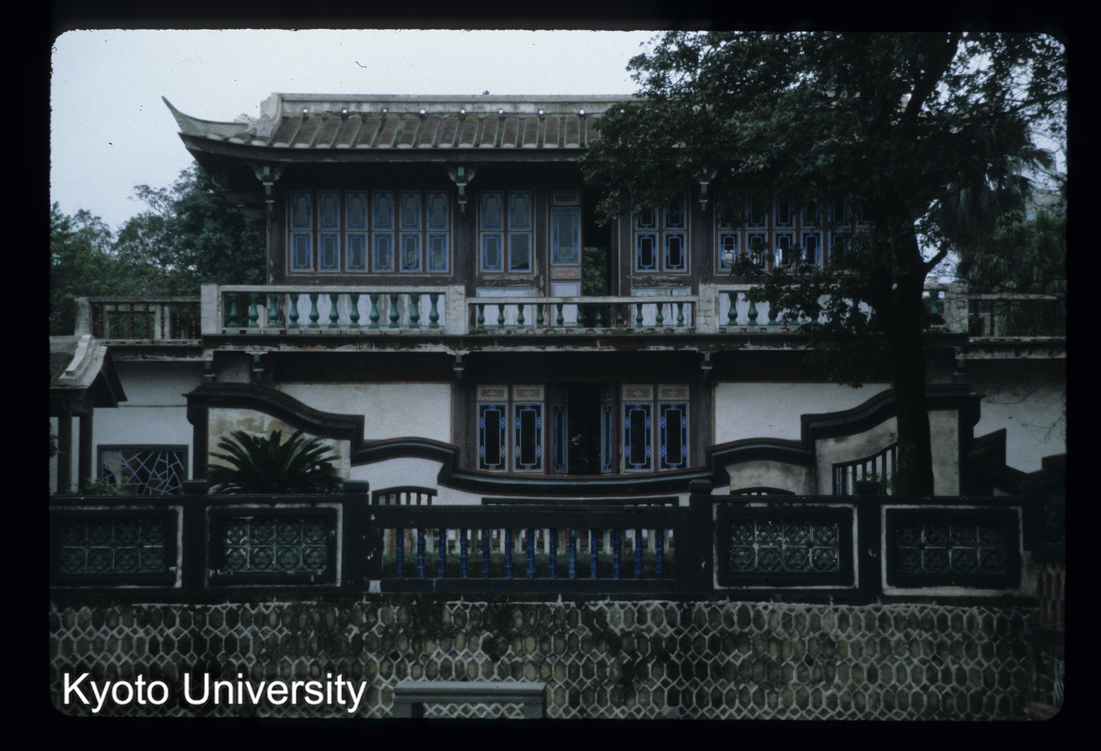 ［スライド］ (1)