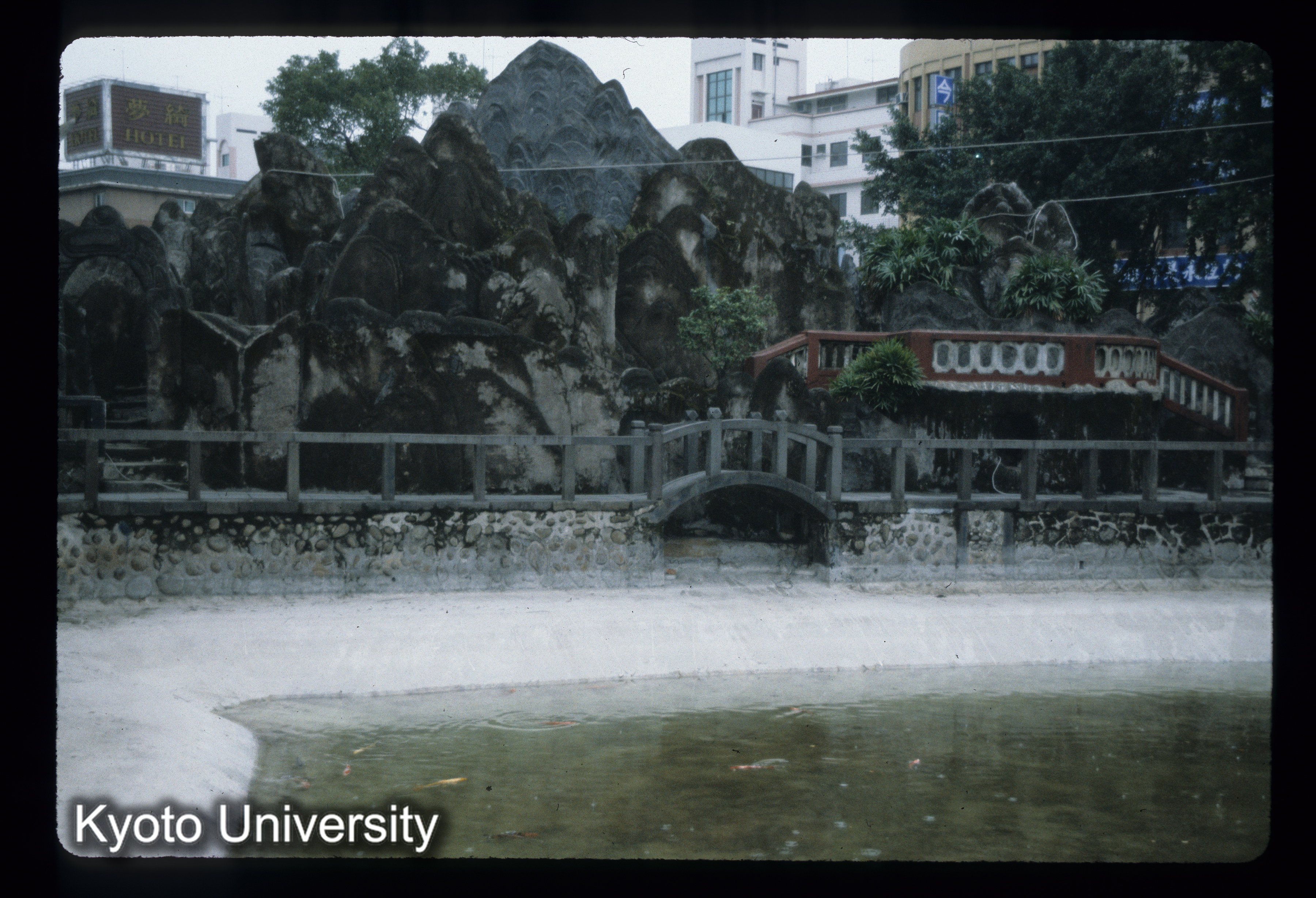 ［スライド］ (1)