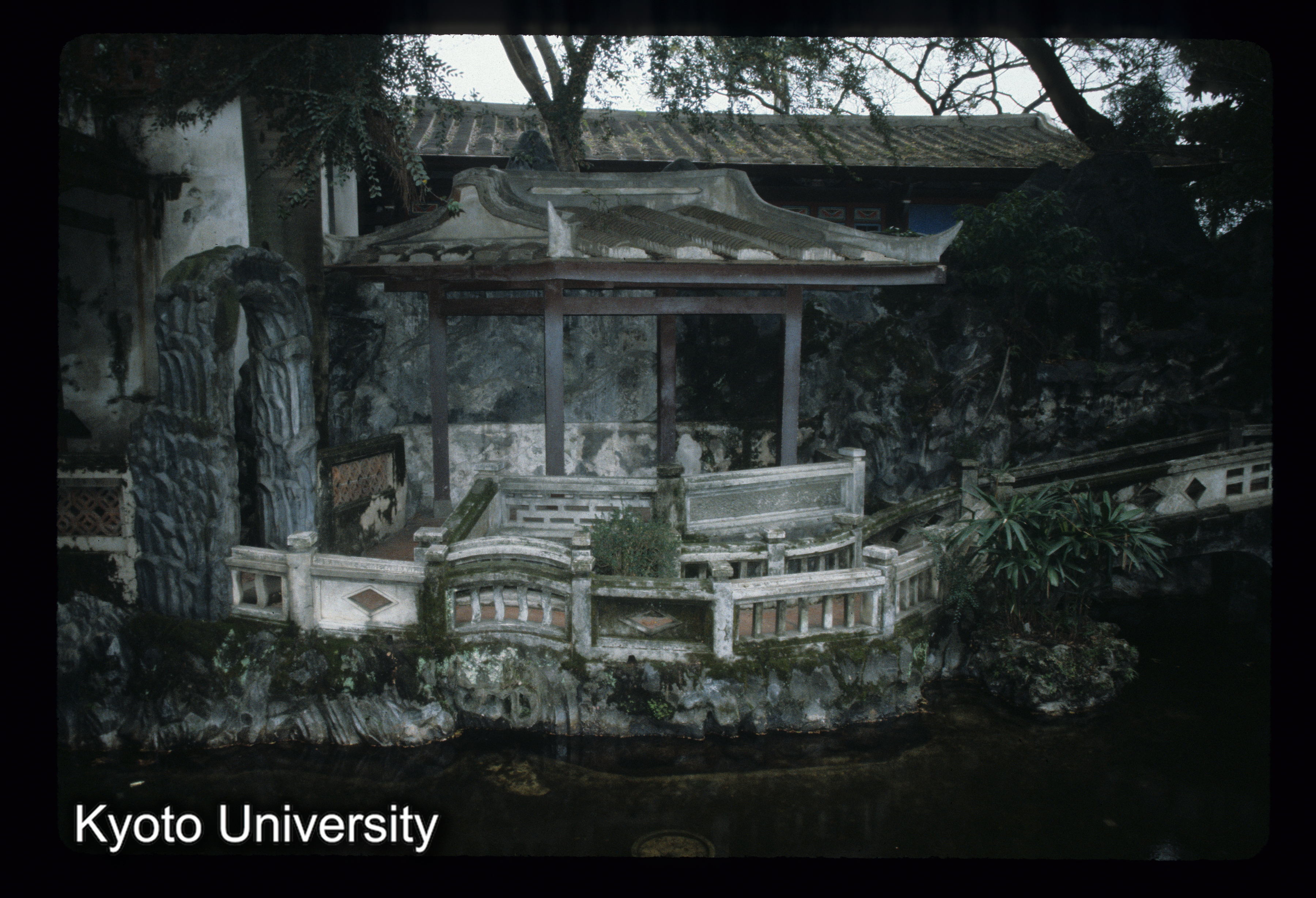 ［スライド］ (1)