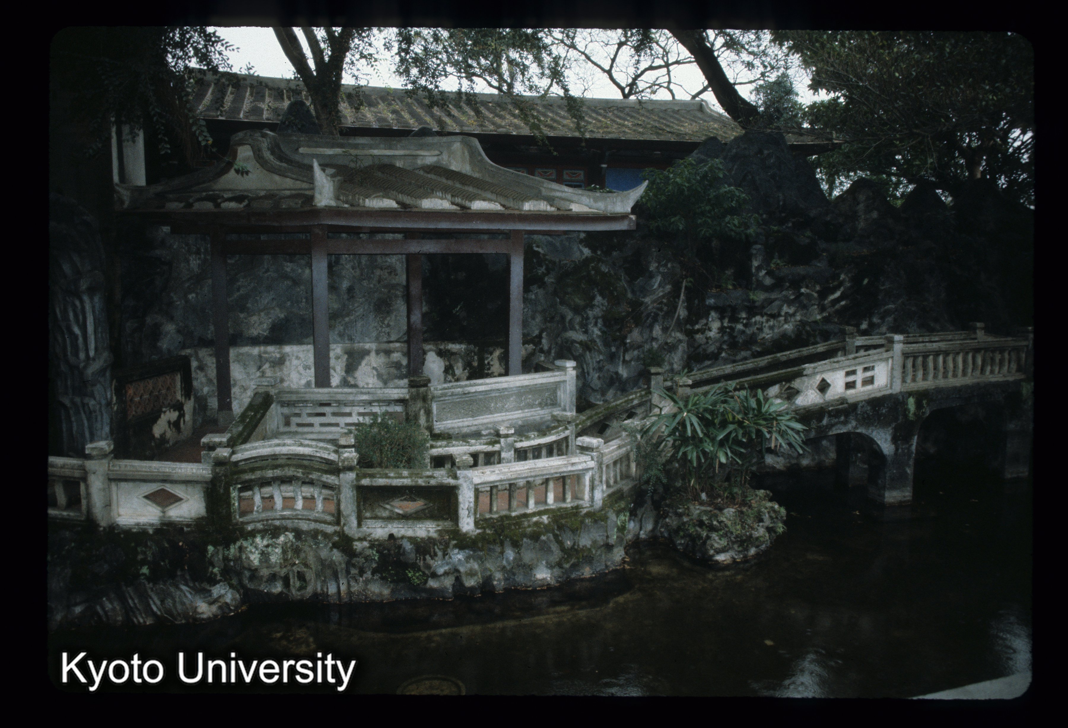 ［スライド］ (1)