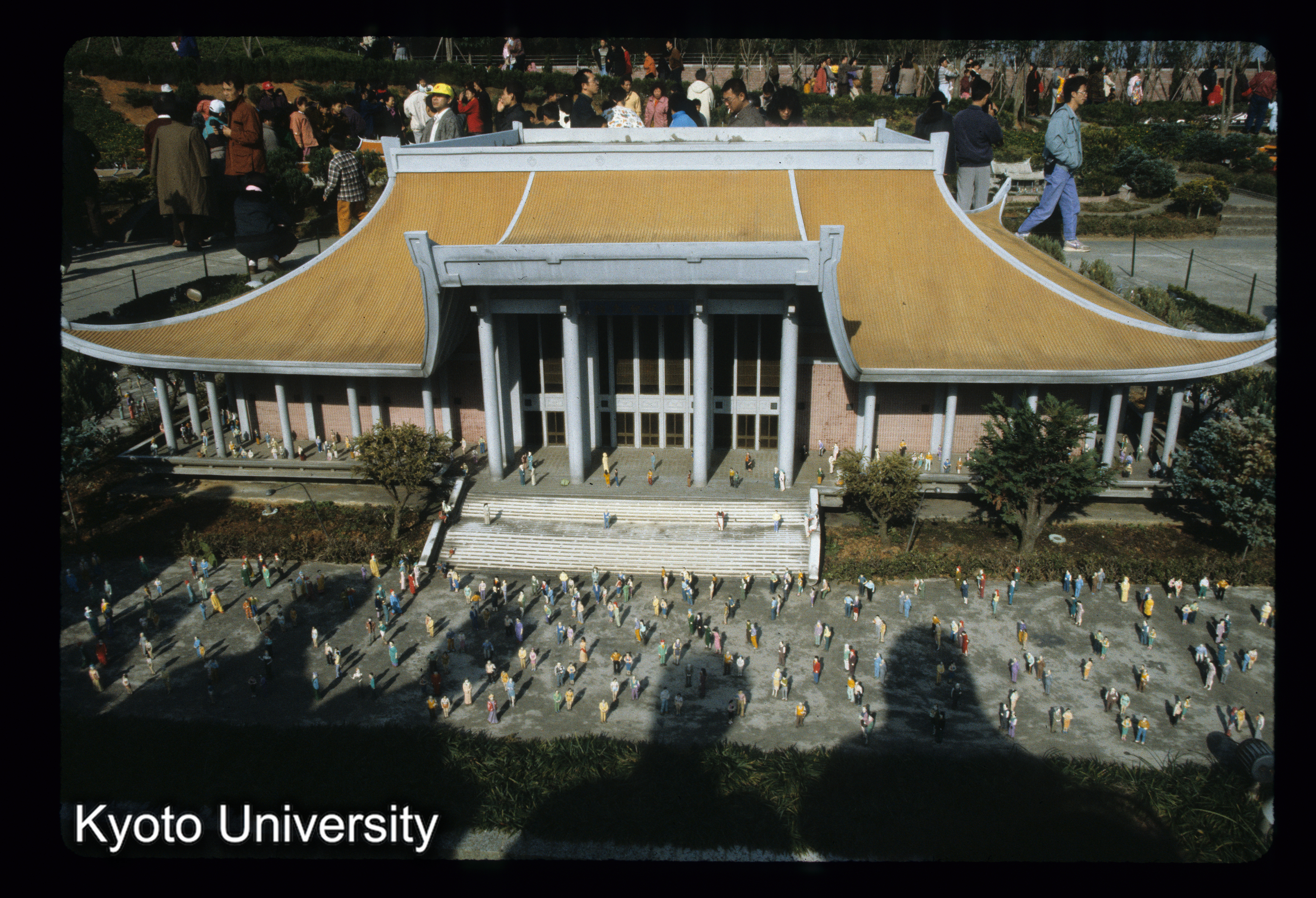 ［スライド］ (1)