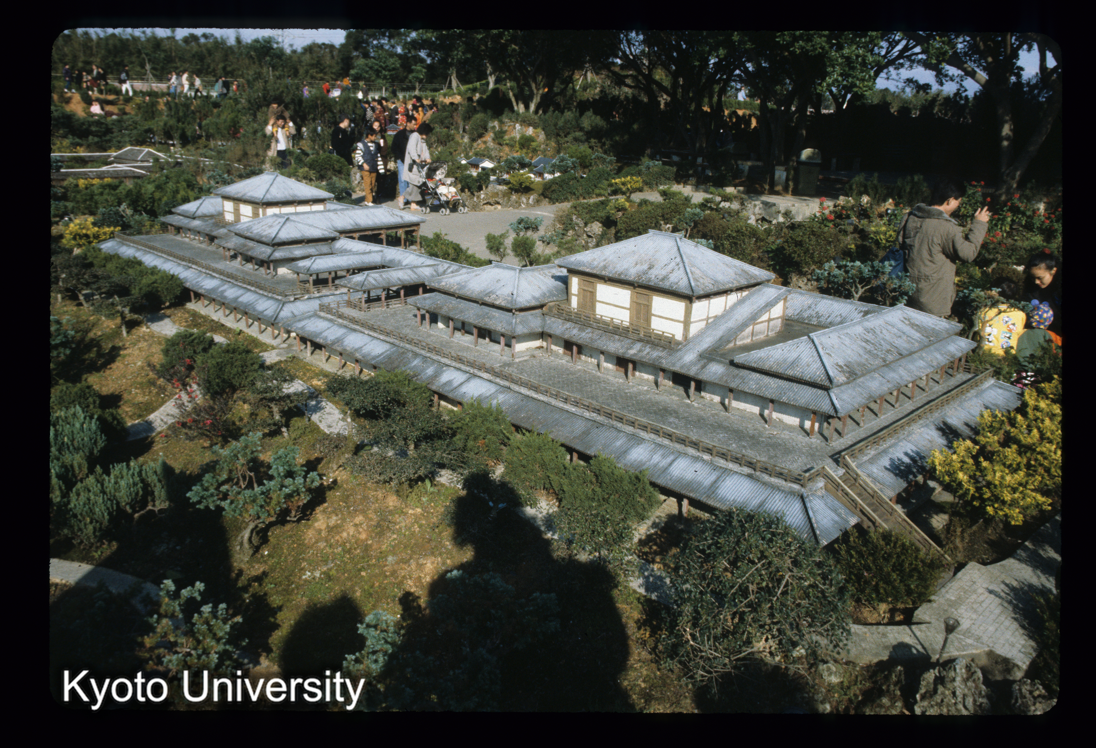 ［スライド］ (1)