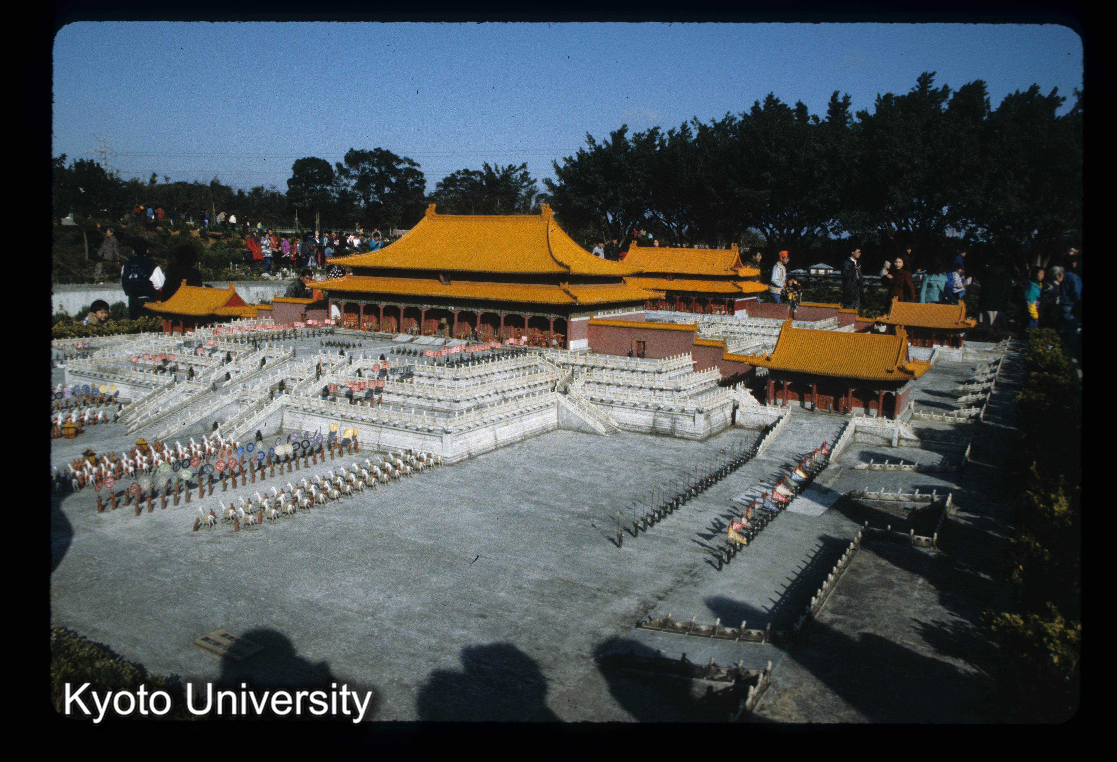 ［スライド］ (1)