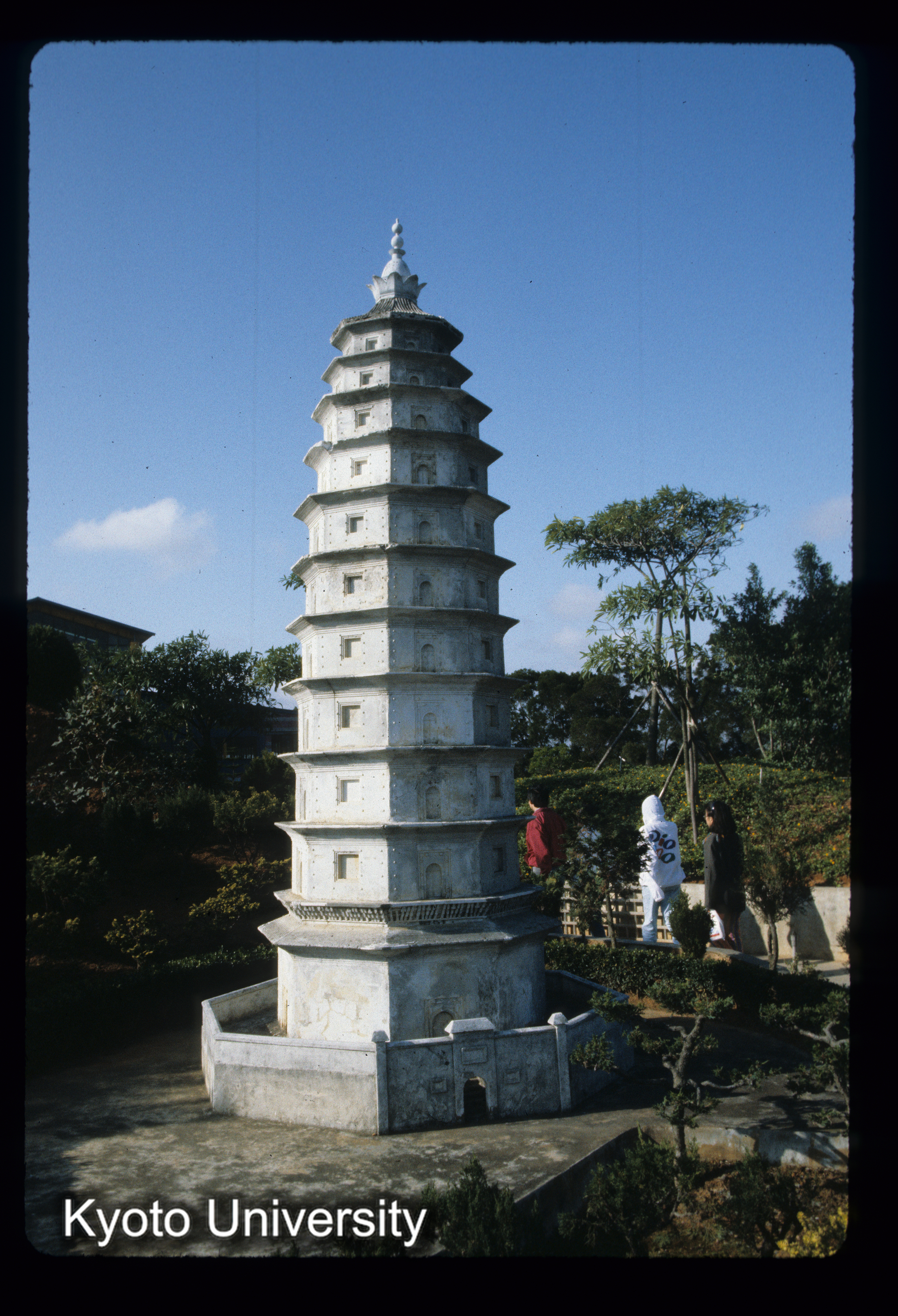 ［スライド］ (1)