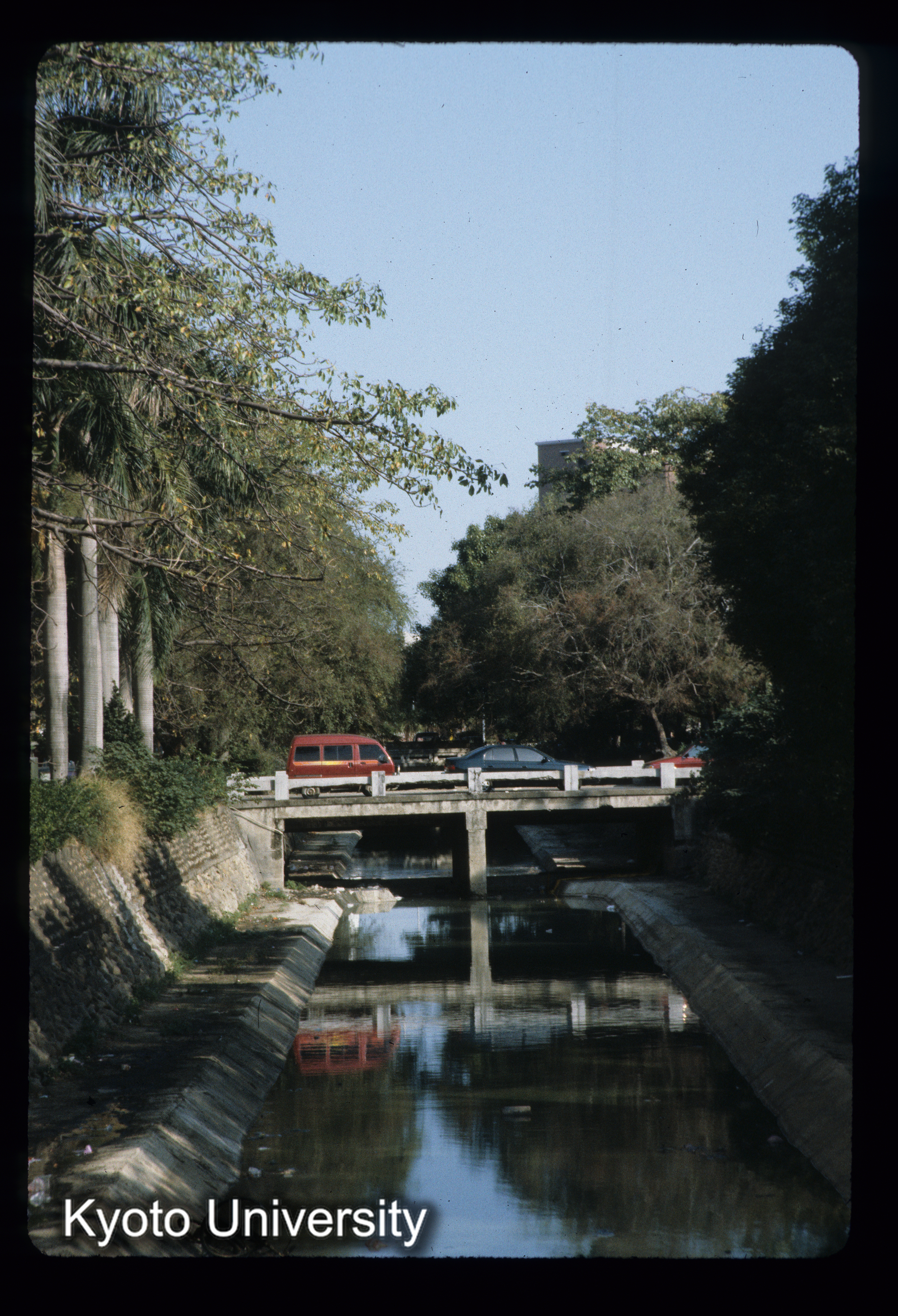 ［スライド］ (1)