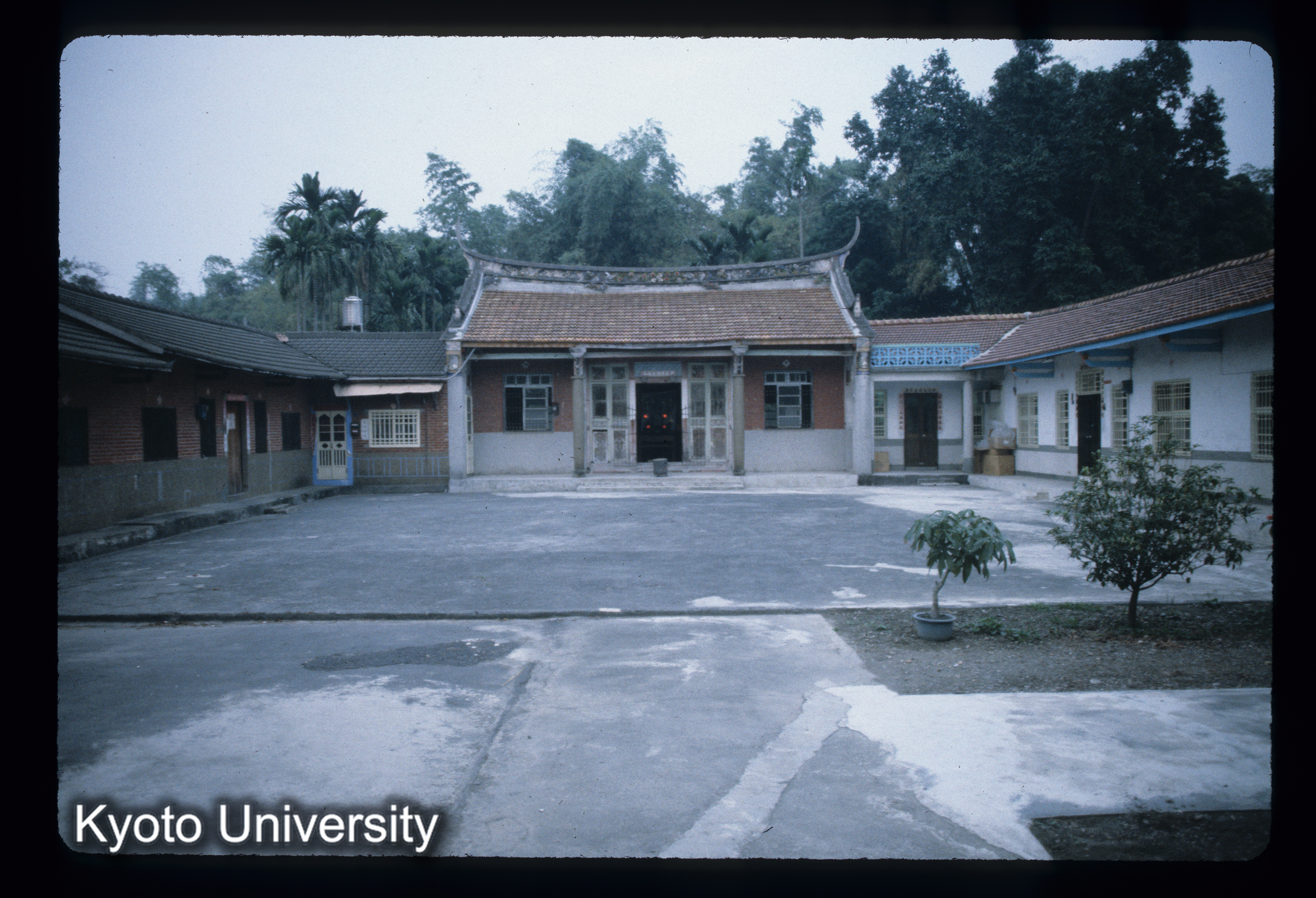 ［スライド］ (1)