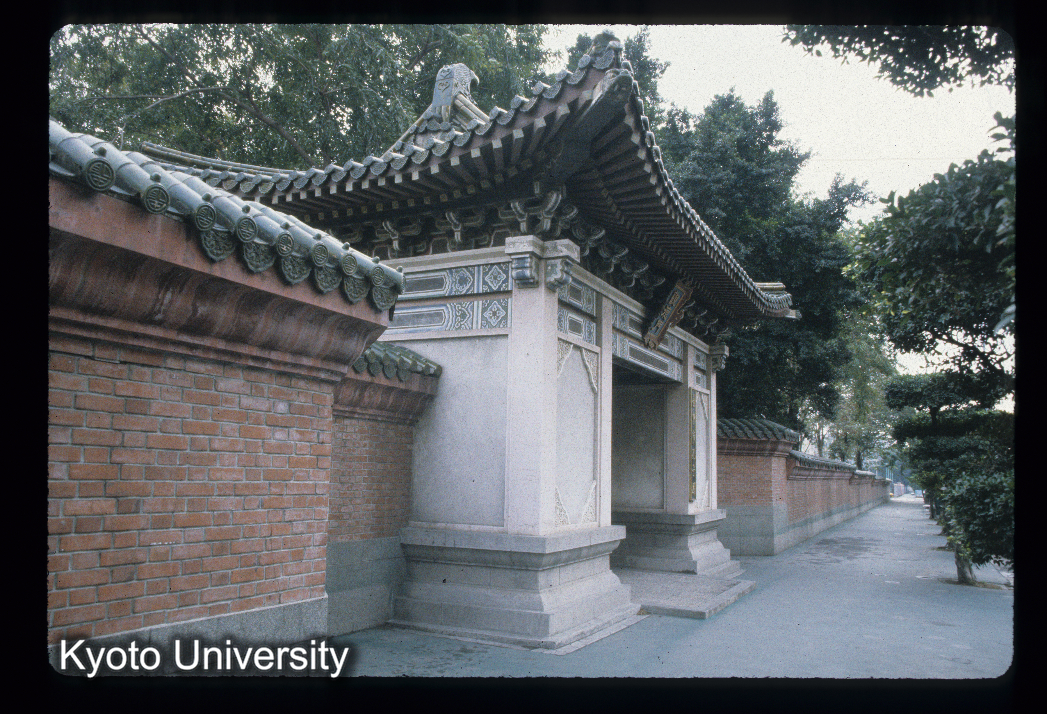 ［スライド］ (1)