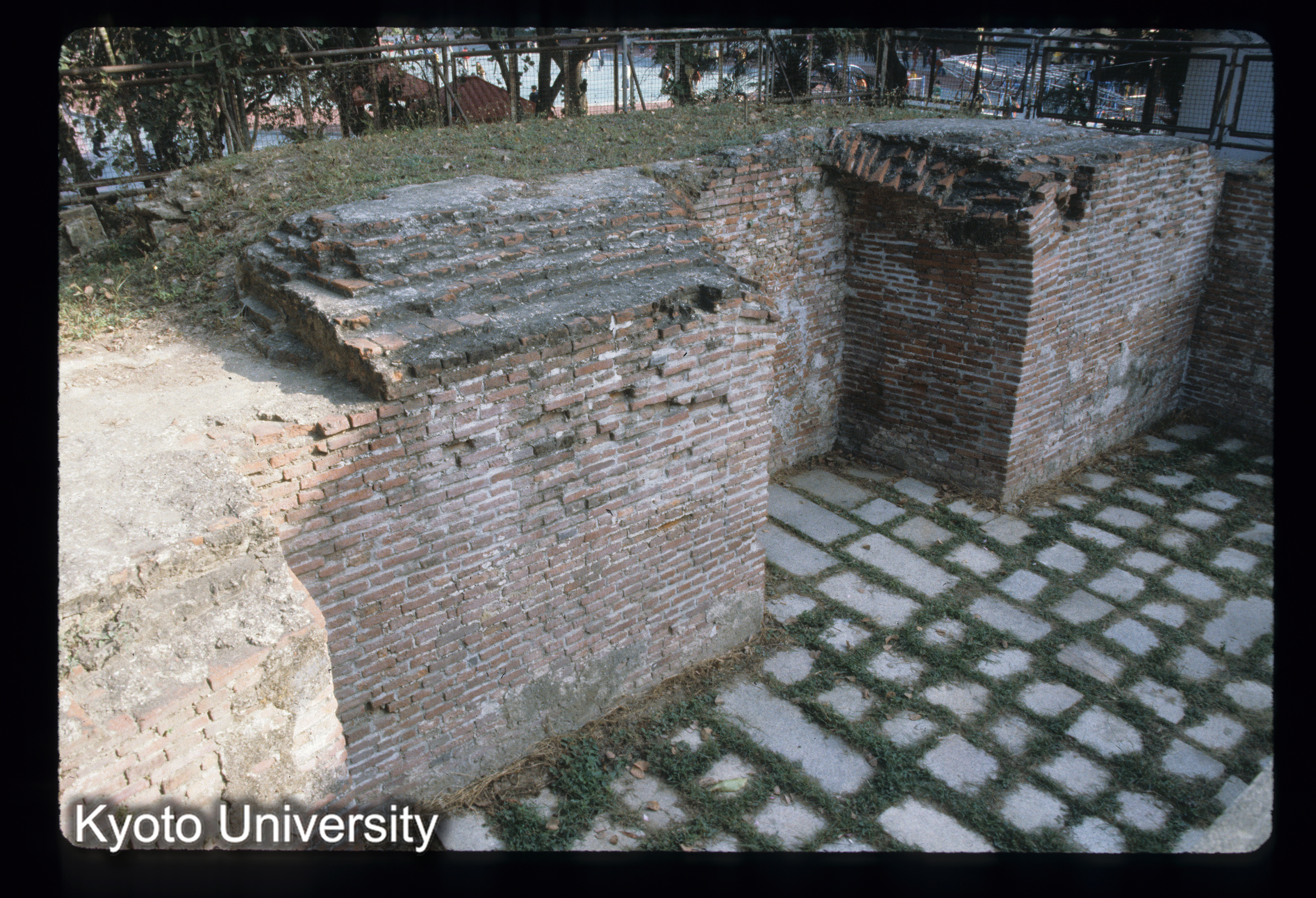 ［スライド］ (1)