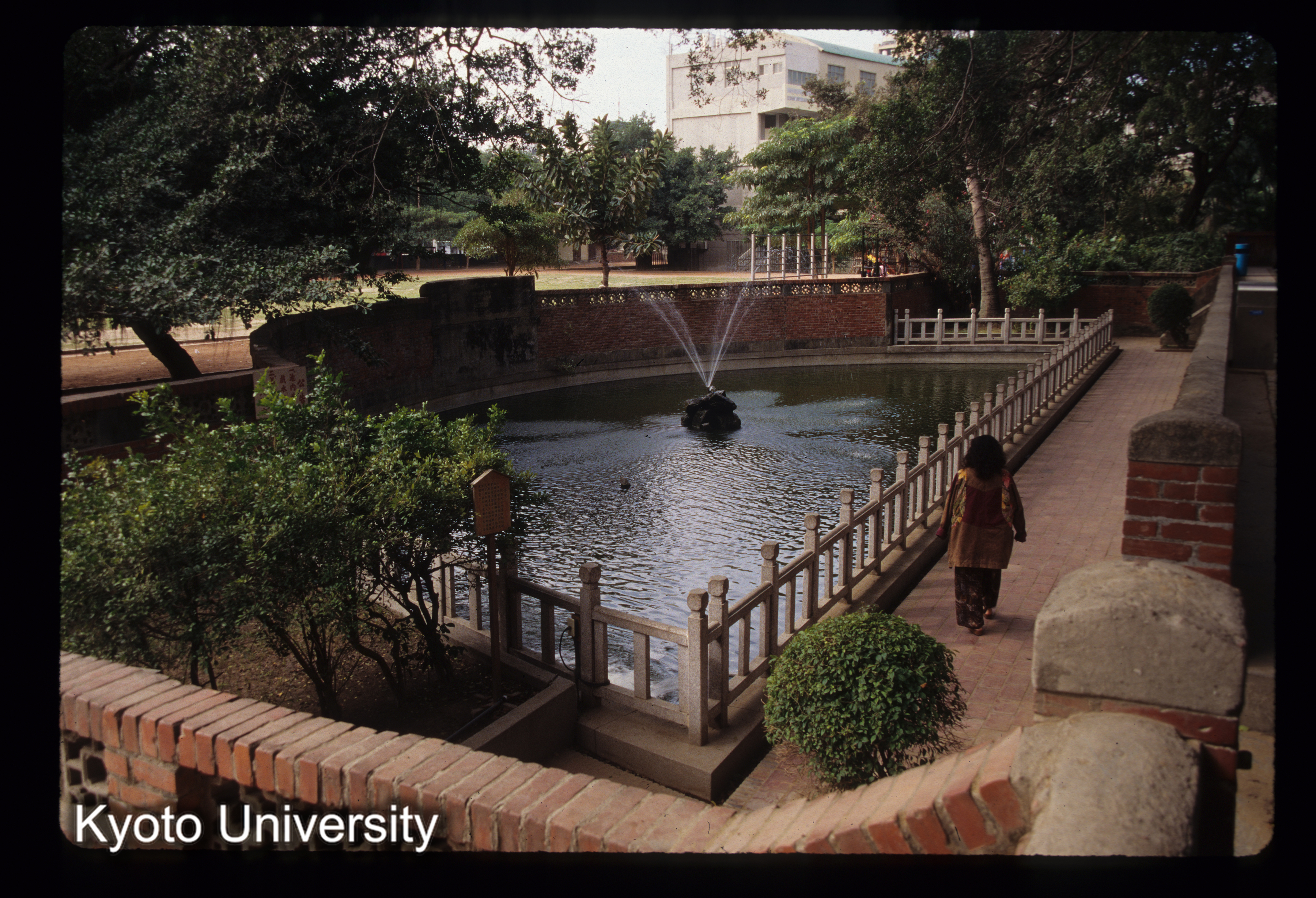 ［スライド］ (1)